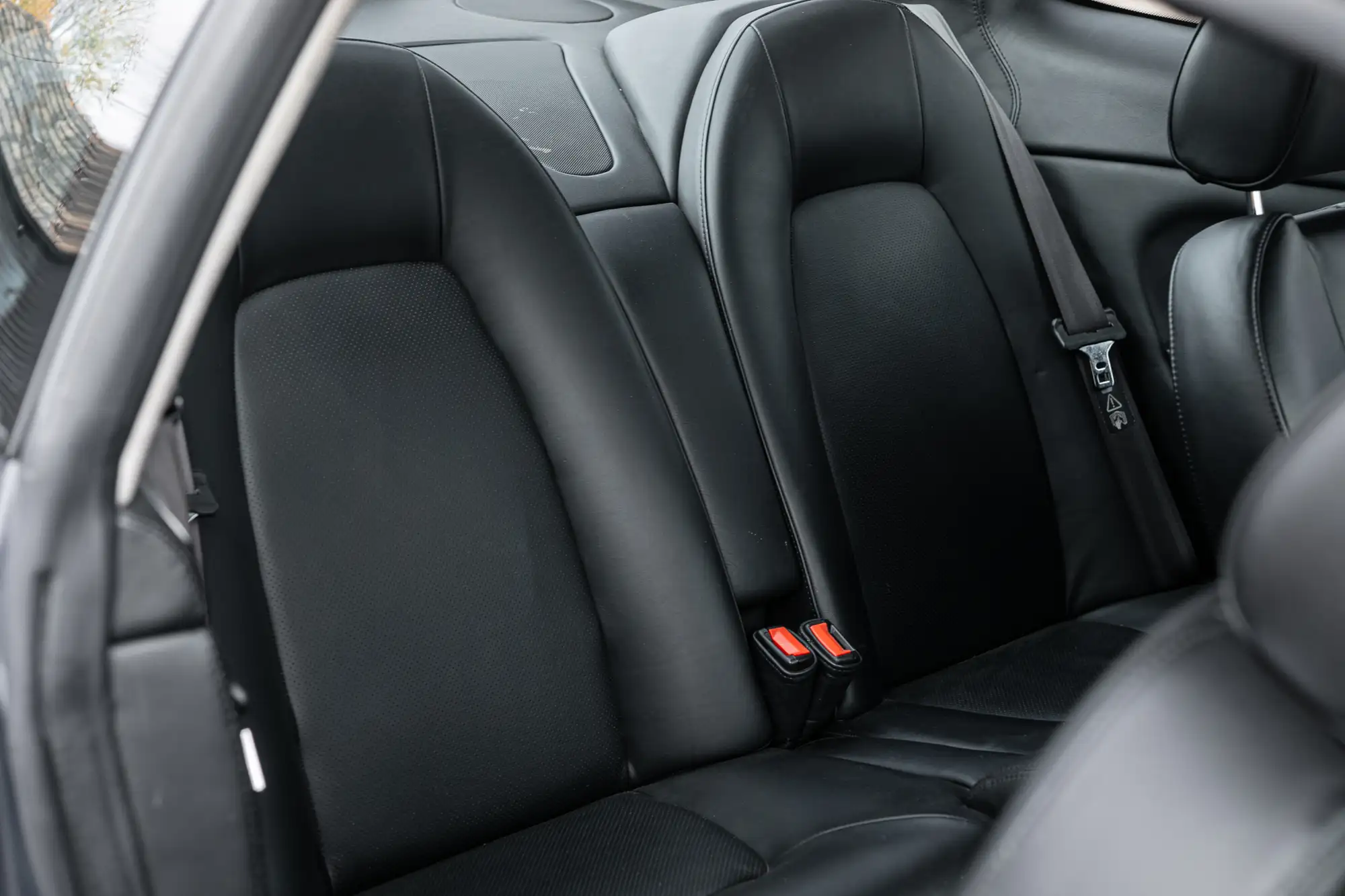 2002 Aston Martin Vanquish 2+2 - ex-Hugh Grant-Sold