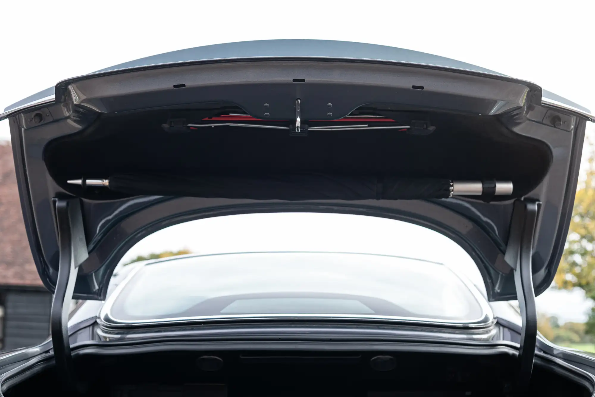 2002 Aston Martin Vanquish 2+2 - ex-Hugh Grant-Sold