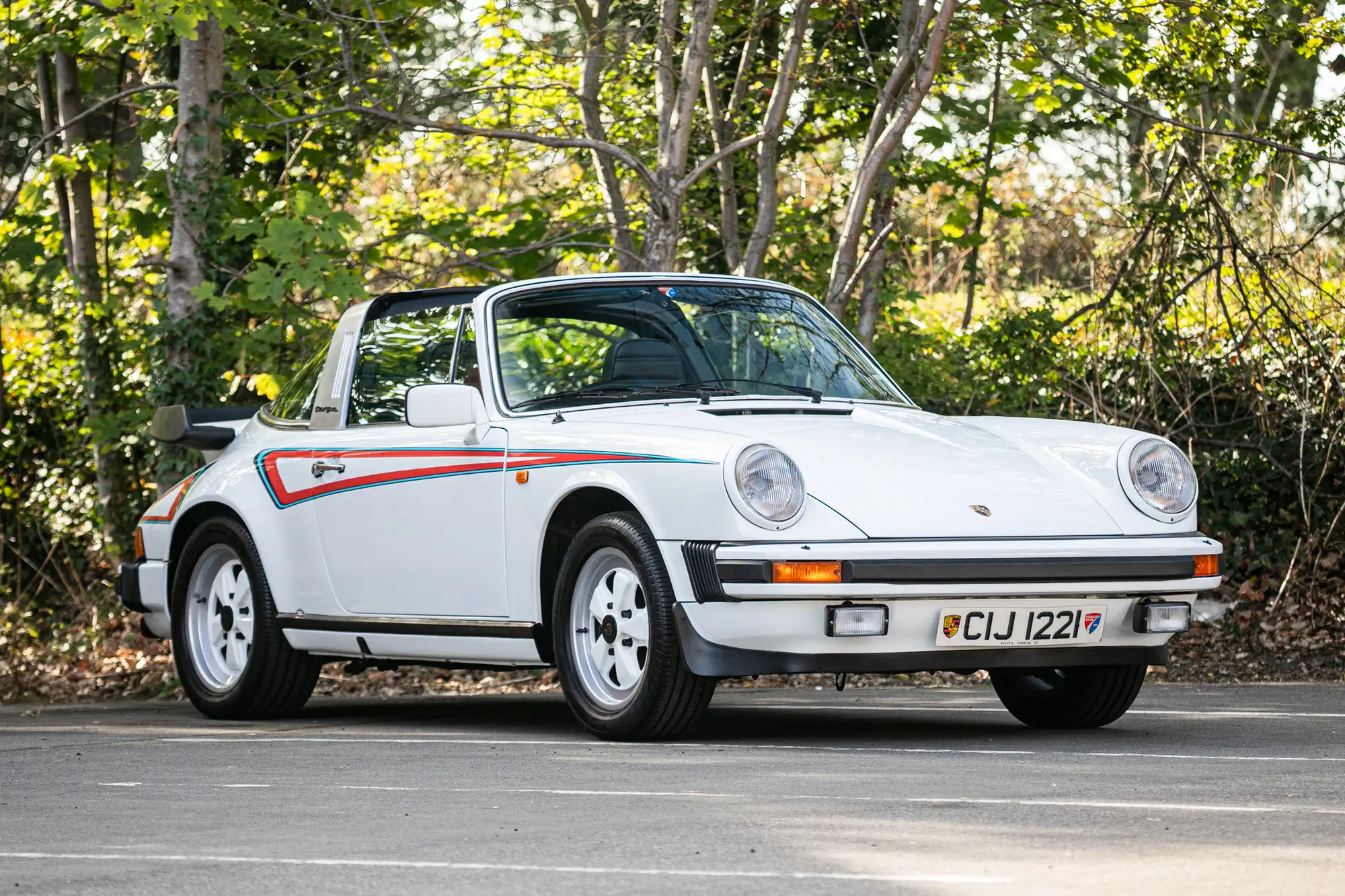 ヨッシ358 Iconic Auctioneers | 1979 Porsche 911 SC Targa-Sold