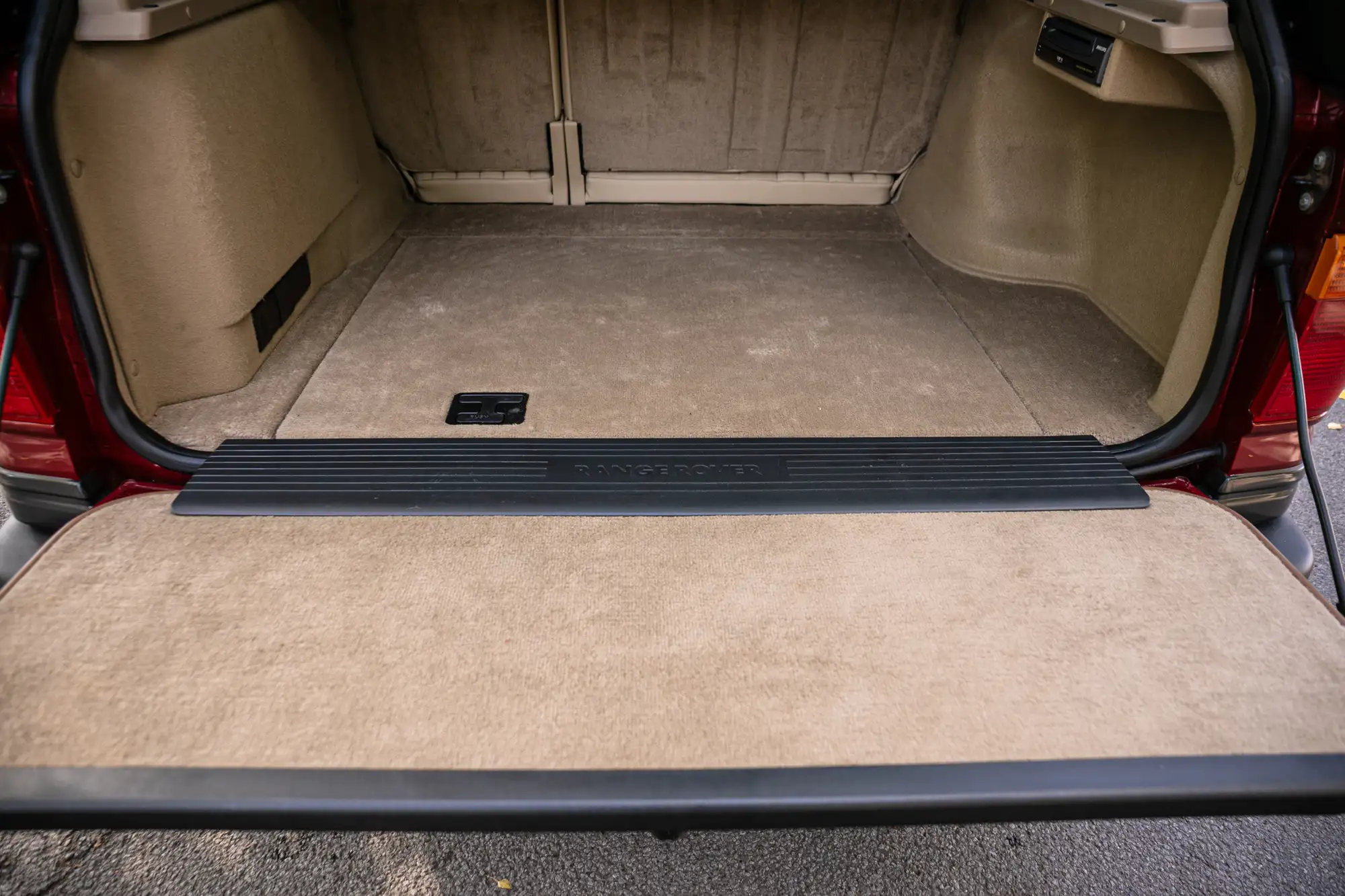 1999 Range Rover P38 4.6 HSE - 8,136 Miles-Sold