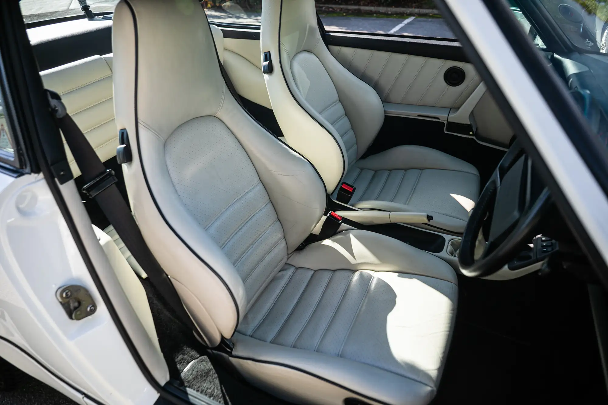 Porsche 911 (964) Carrera 4 Manual - 22,656 Miles-Sold