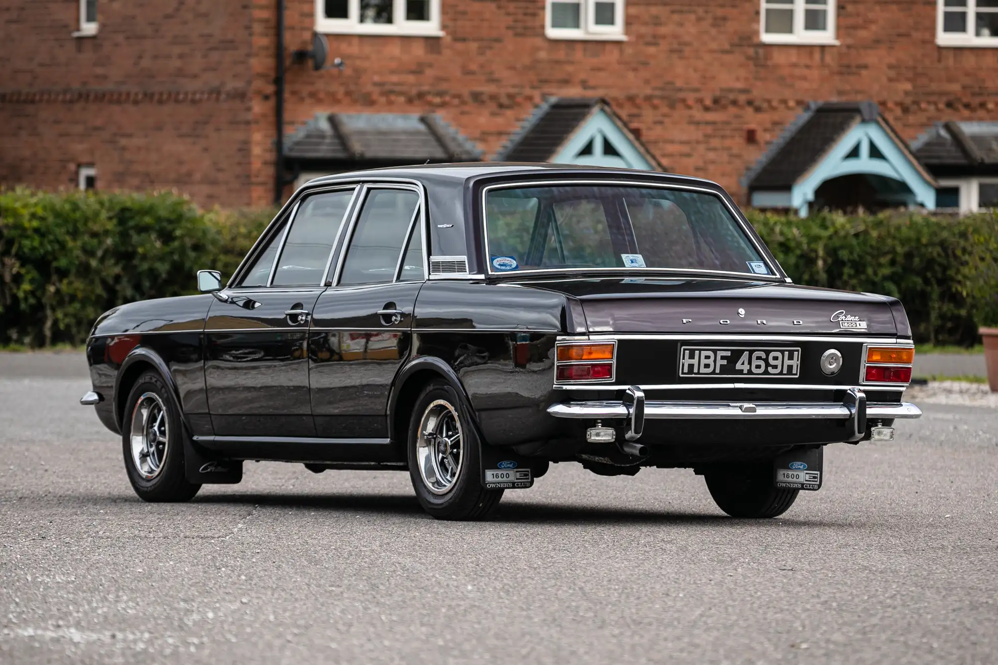 Ford Cortina Mk2 1600E-Sold