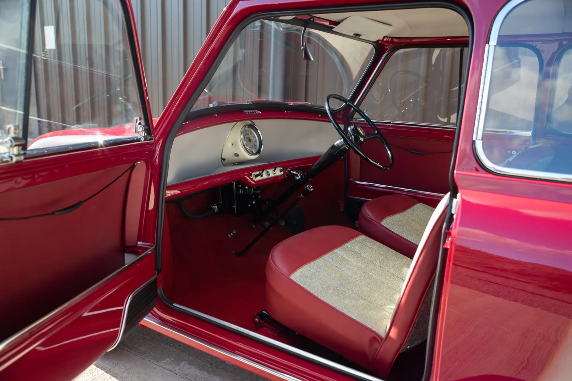 1959 Morris Mini Minor De-Luxe-Sold