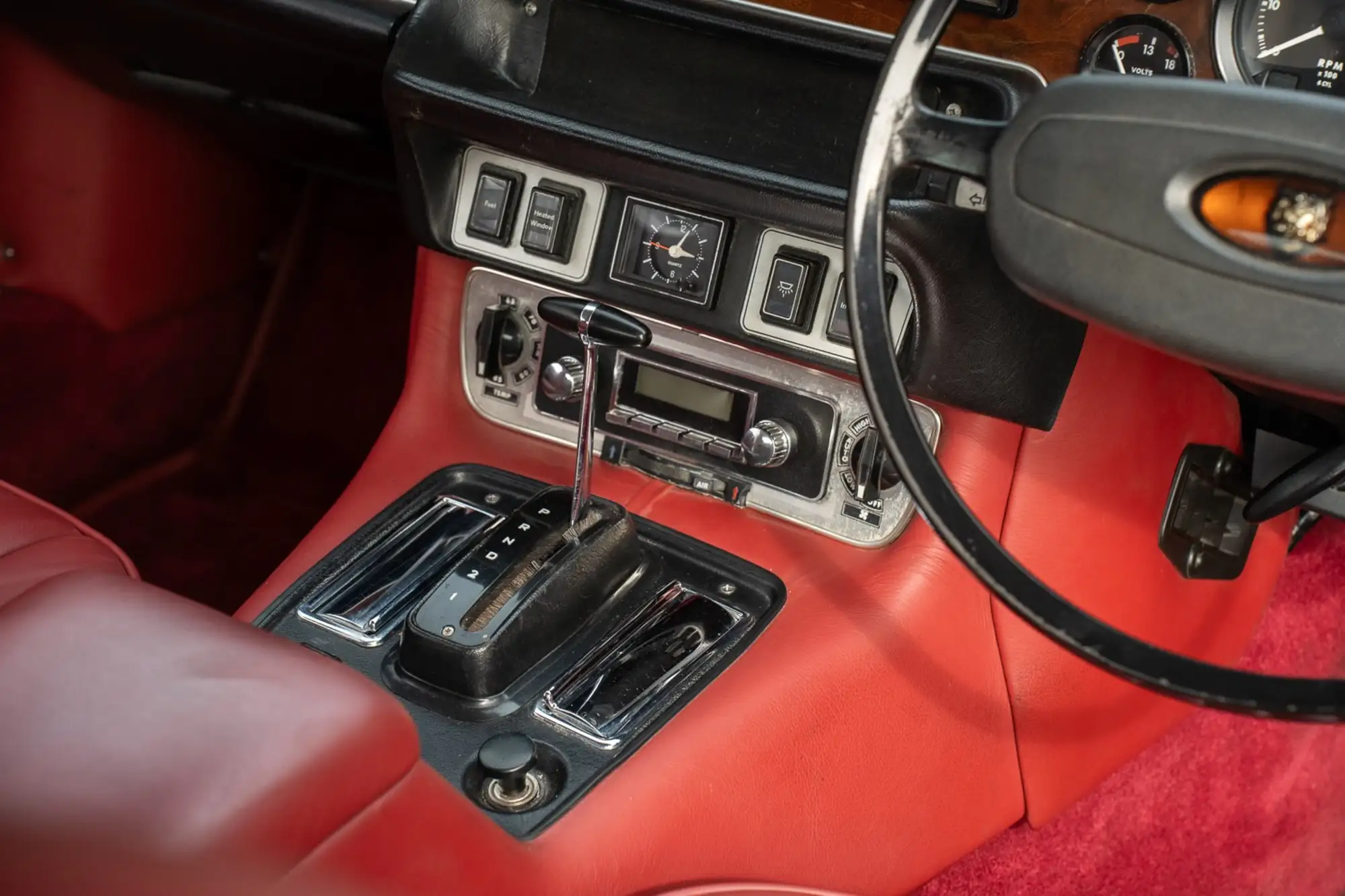 1977 Jaguar XJC Coupé 4.2-Sold