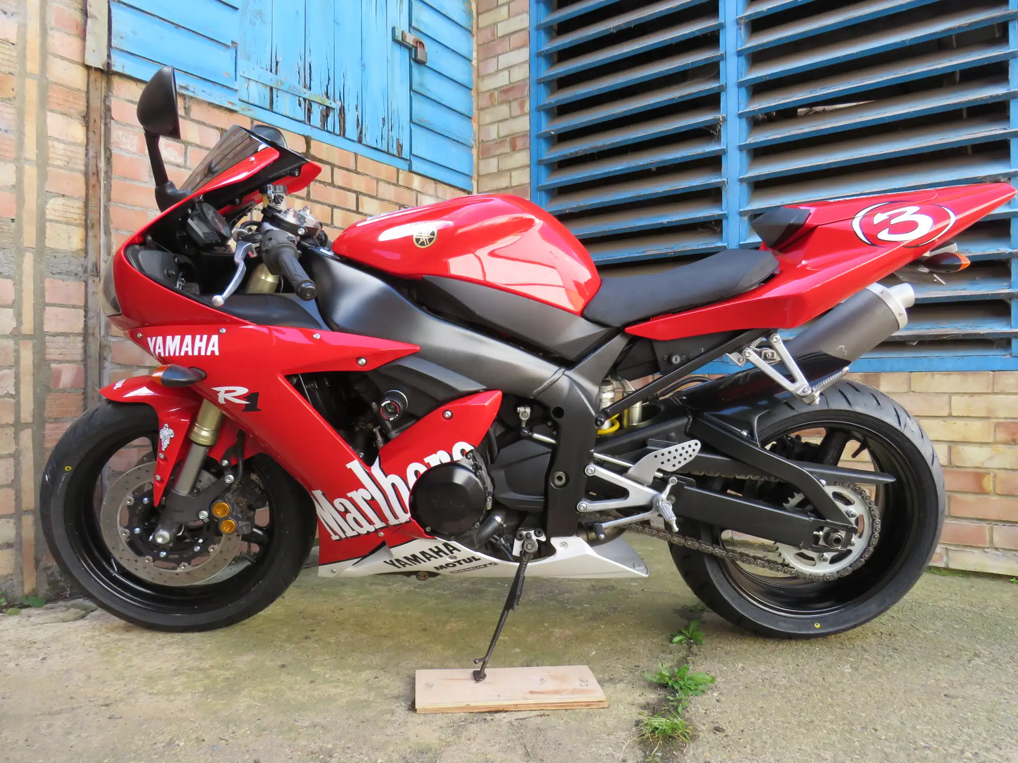 2002 Yamaha YZF-R1 998cc-For Sale