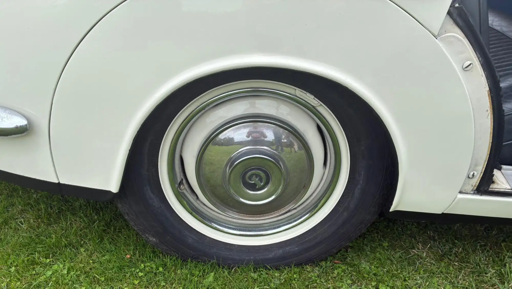 1969 Daimler V8-250-Sold
