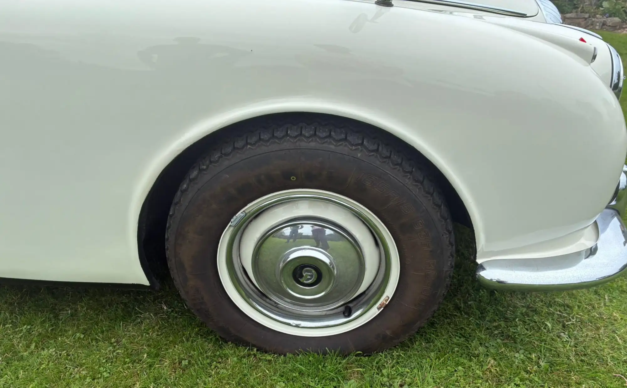 1969 Daimler V8-250-Sold