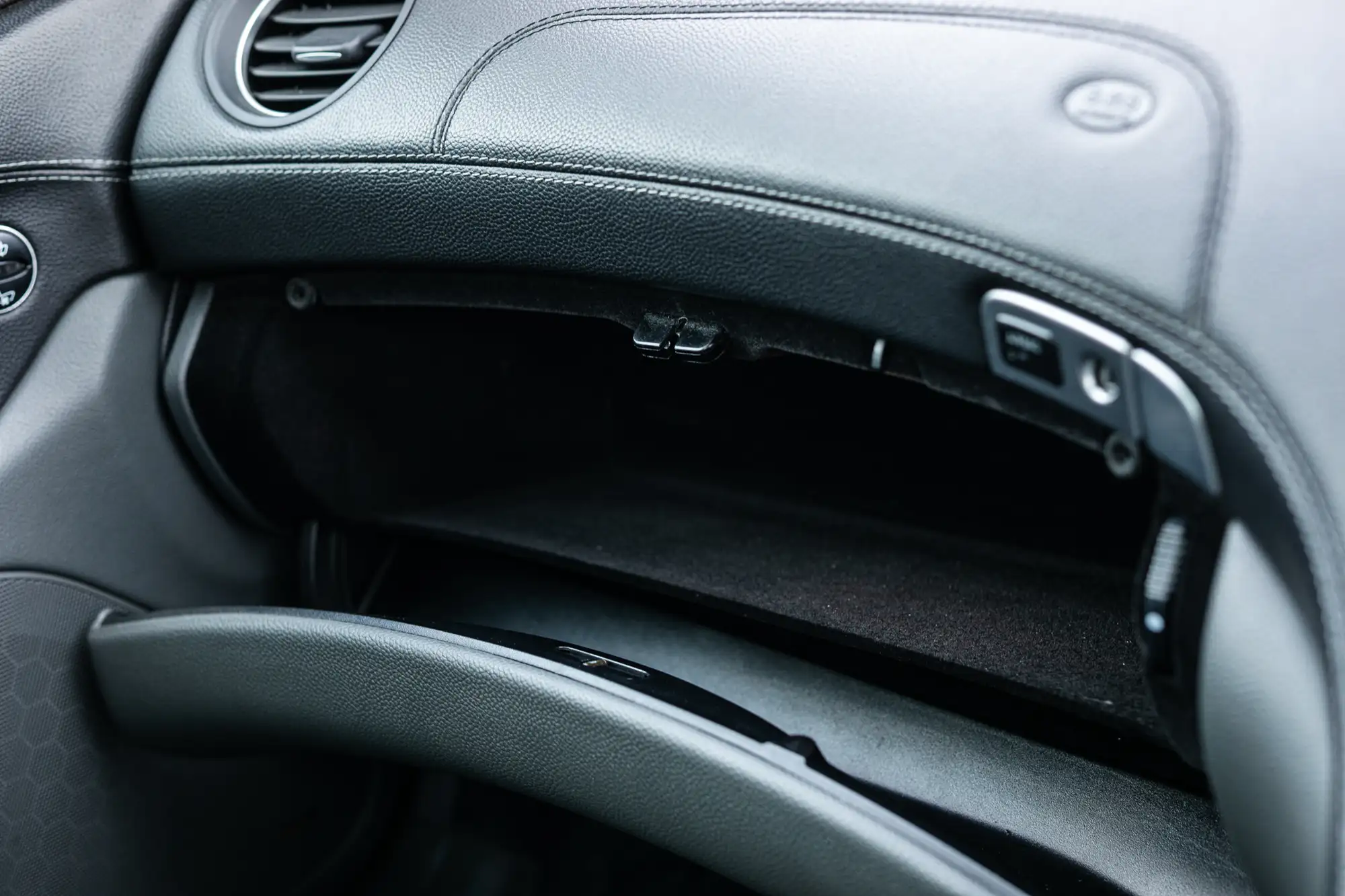 2004 Mercedes-Benz SL55 AMG F1 (R230) -Sold