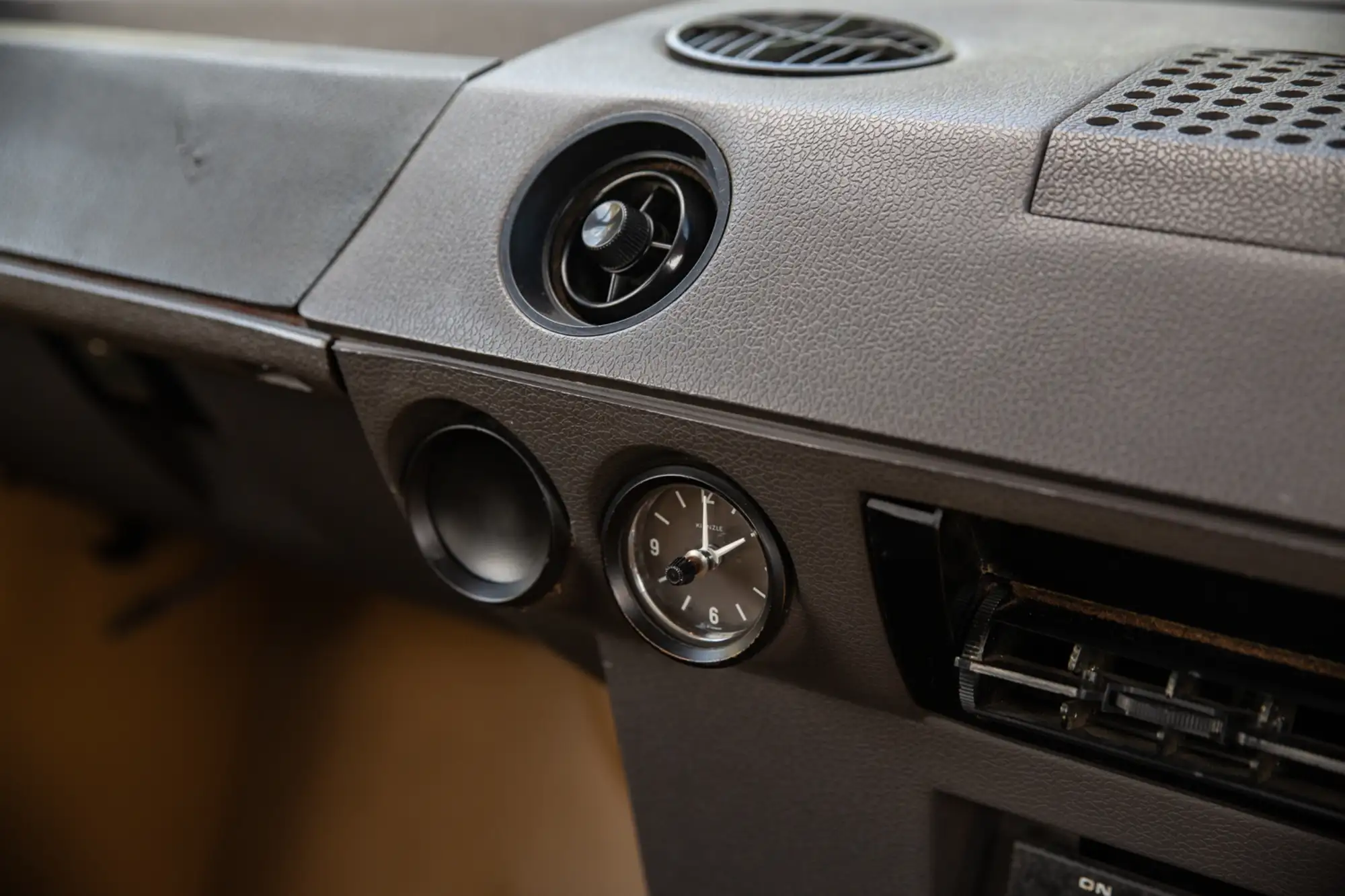 1971 Range Rover 3-Door Suffix A-Sold