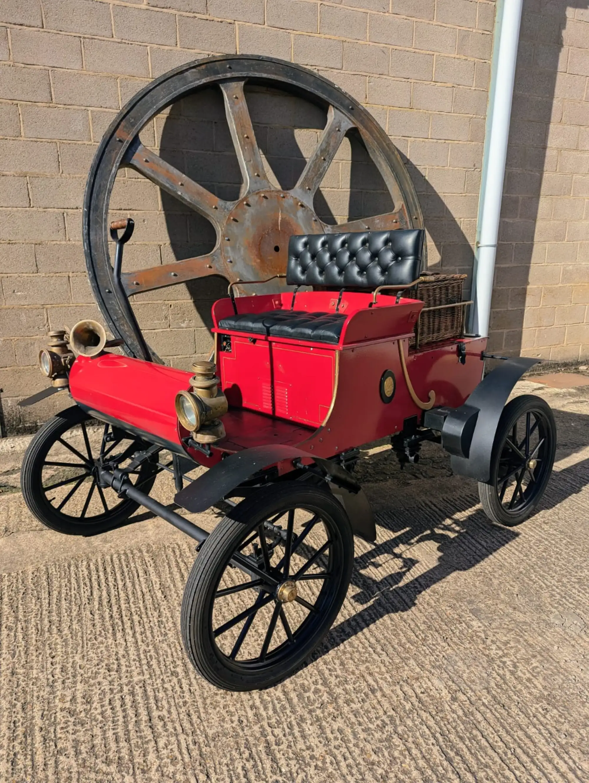 1899-1903 Replica Curved Dash Oldsmobile-Sold