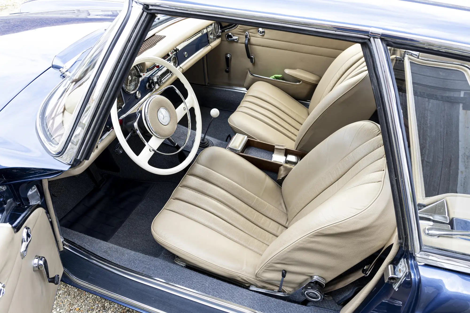 1966 Mercedes-Benz 230SL Pagoda (W113) - Manual-For Sale