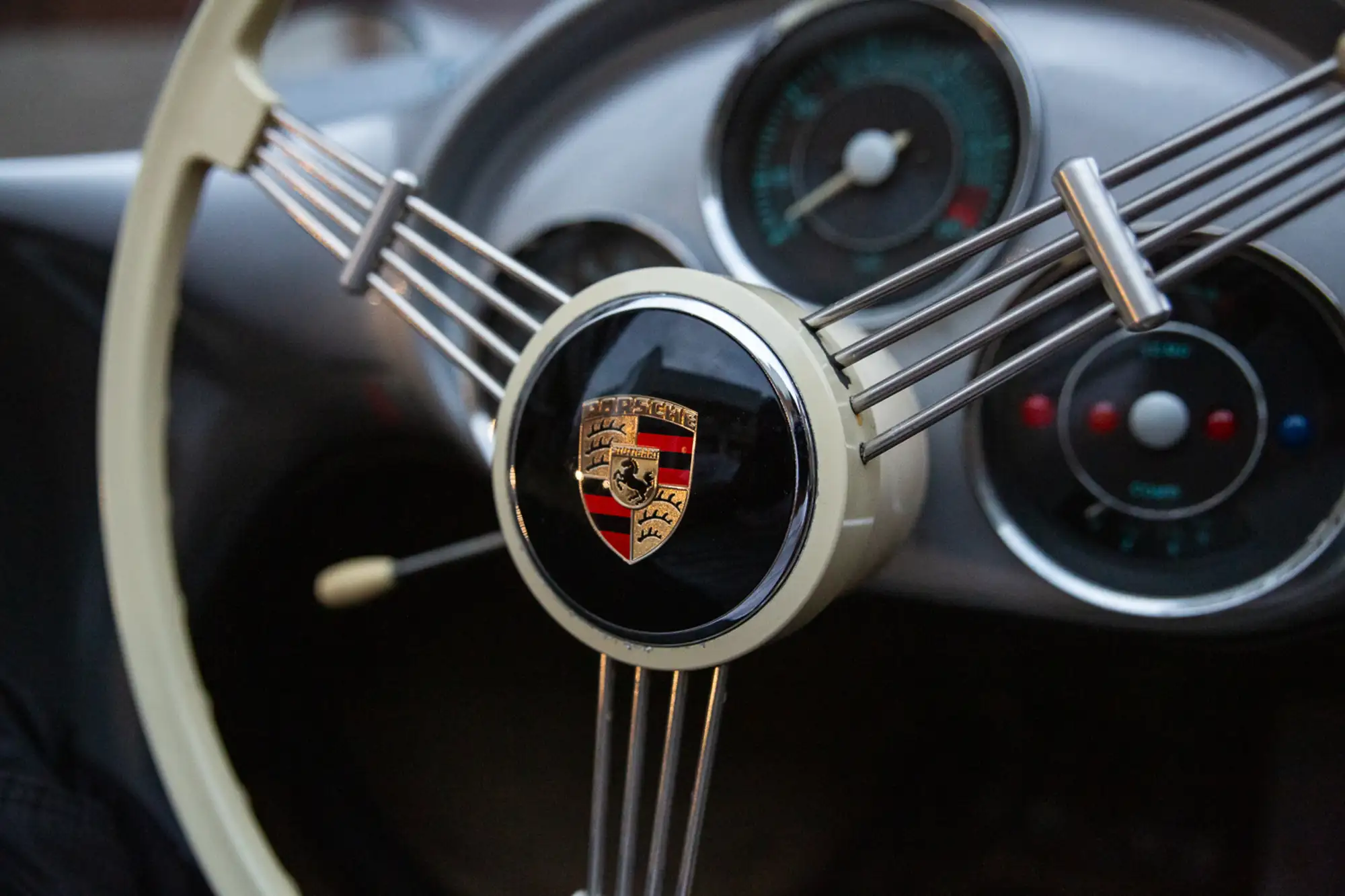 2015 Porsche 550 Spyder - Hans Herrmann Hommage-Sold