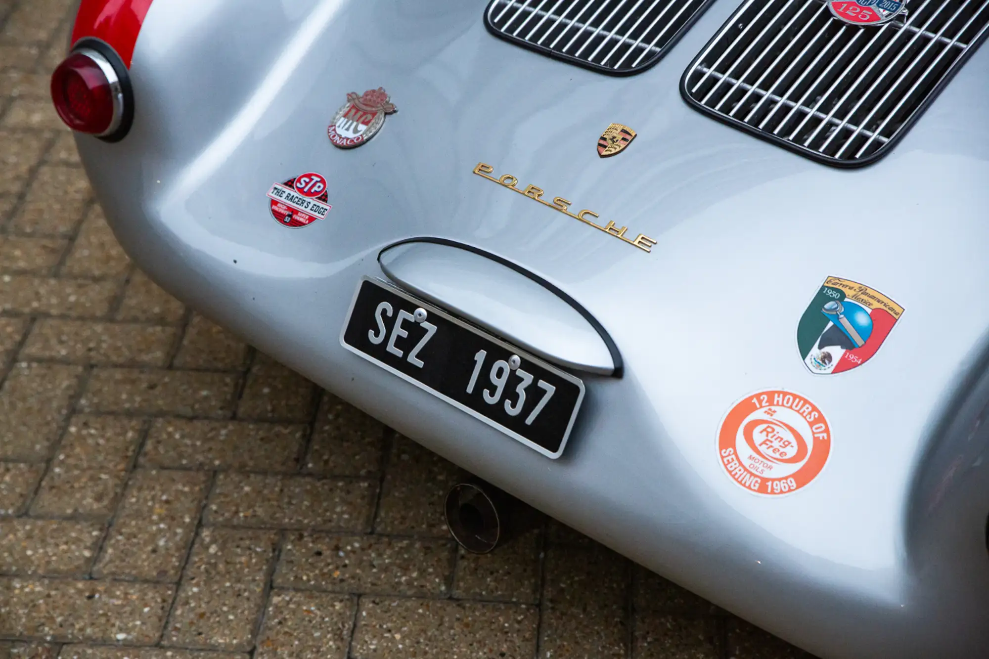 2015 Porsche 550 Spyder - Hans Herrmann Hommage-Sold
