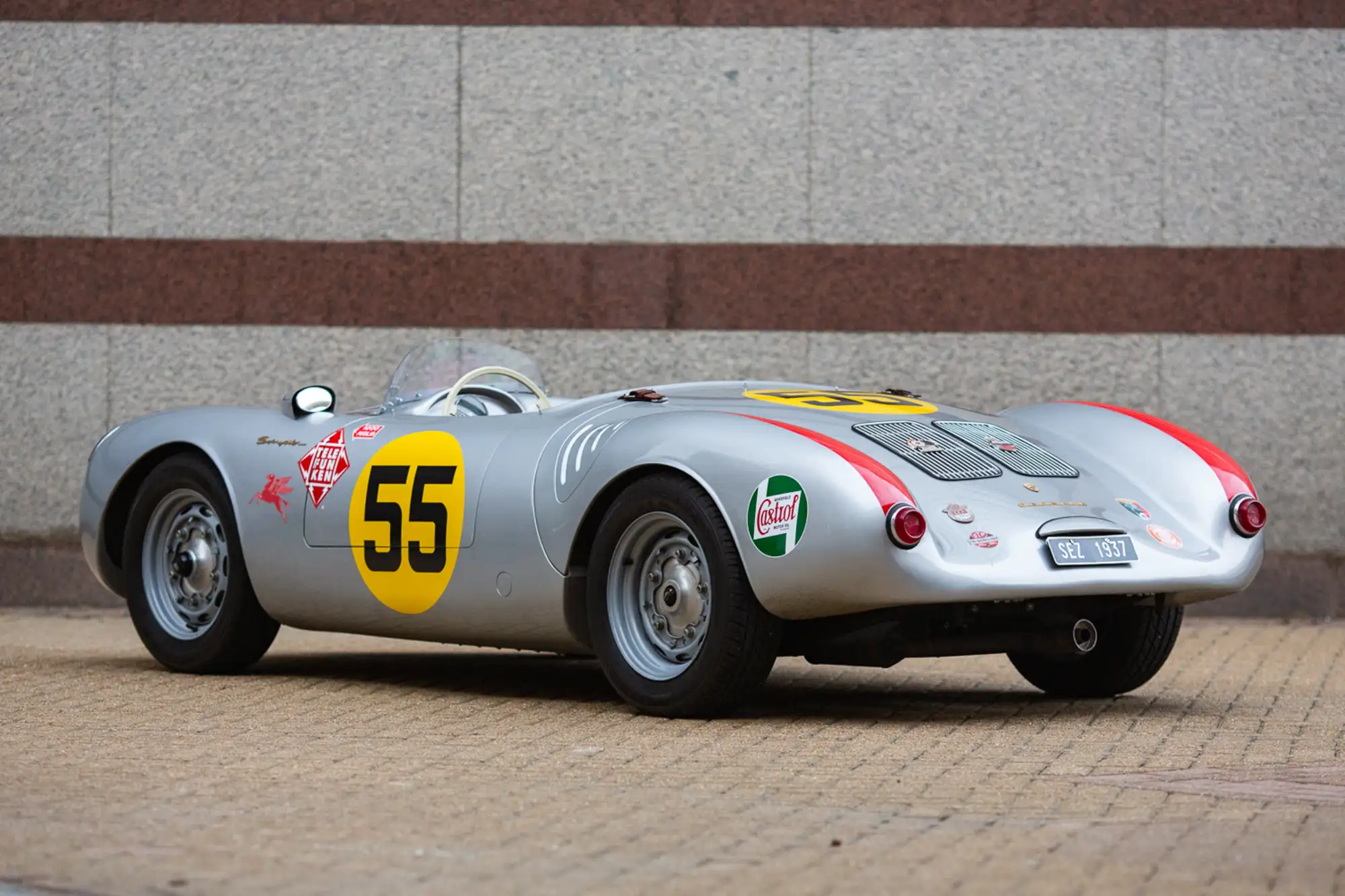 2015 Porsche 550 Spyder - Hans Herrmann Hommage-Sold