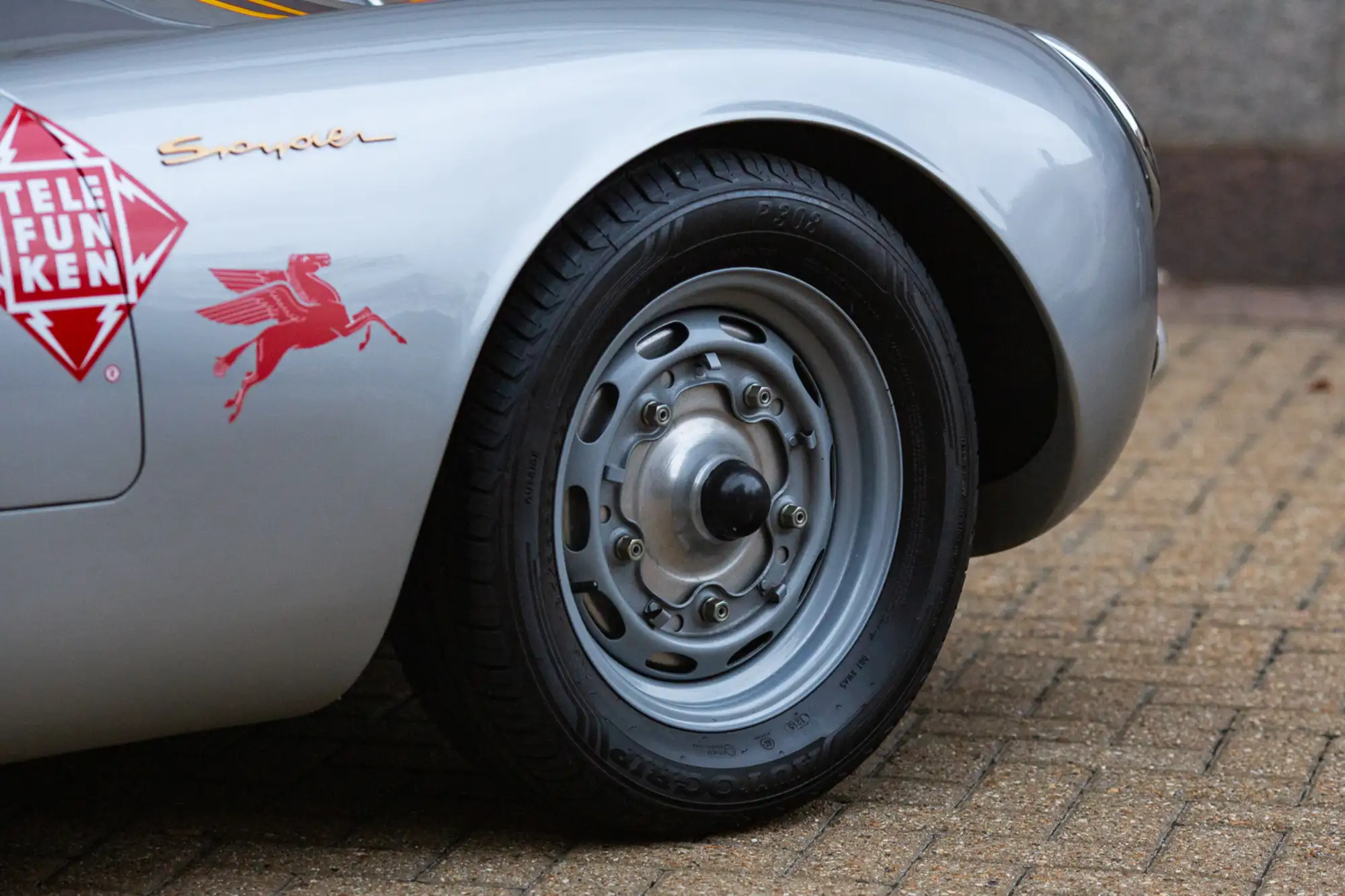 2015 Porsche 550 Spyder - Hans Herrmann Hommage-Sold