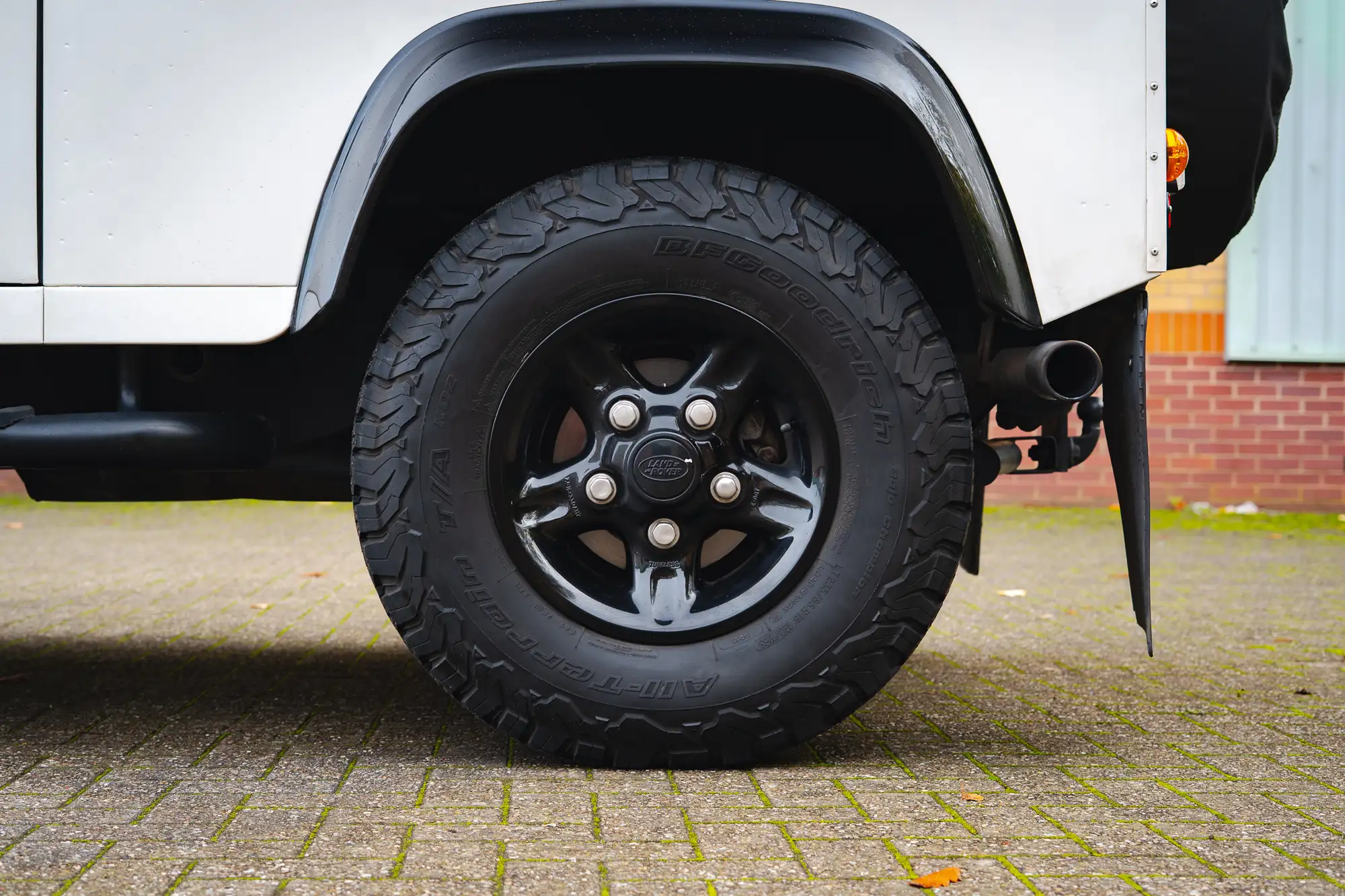 1999 Land Rover Defender 90 M52 2.8i Station Wagon †-Sold