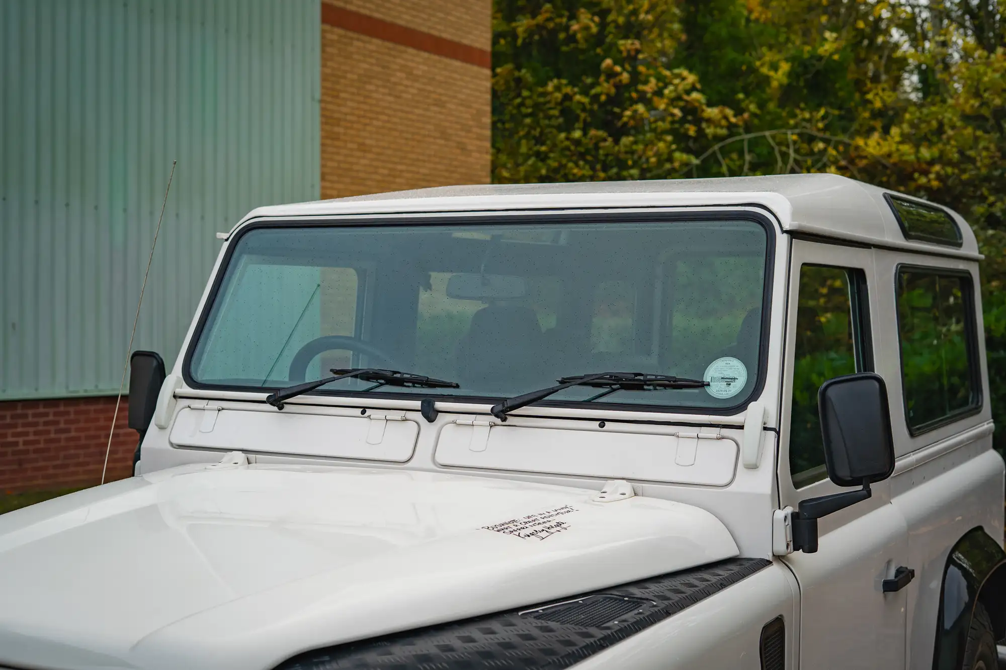 1999 Land Rover Defender 90 M52 2.8i Station Wagon †-Sold