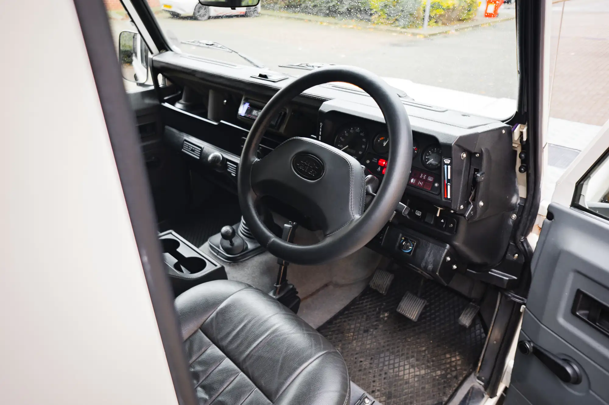 1999 Land Rover Defender 90 M52 2.8i Station Wagon †-Sold