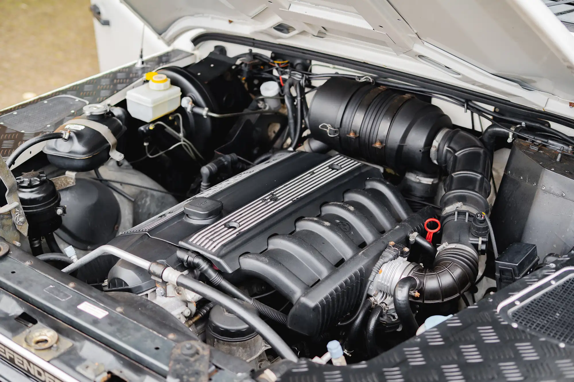 1999 Land Rover Defender 90 M52 2.8i Station Wagon †-Sold