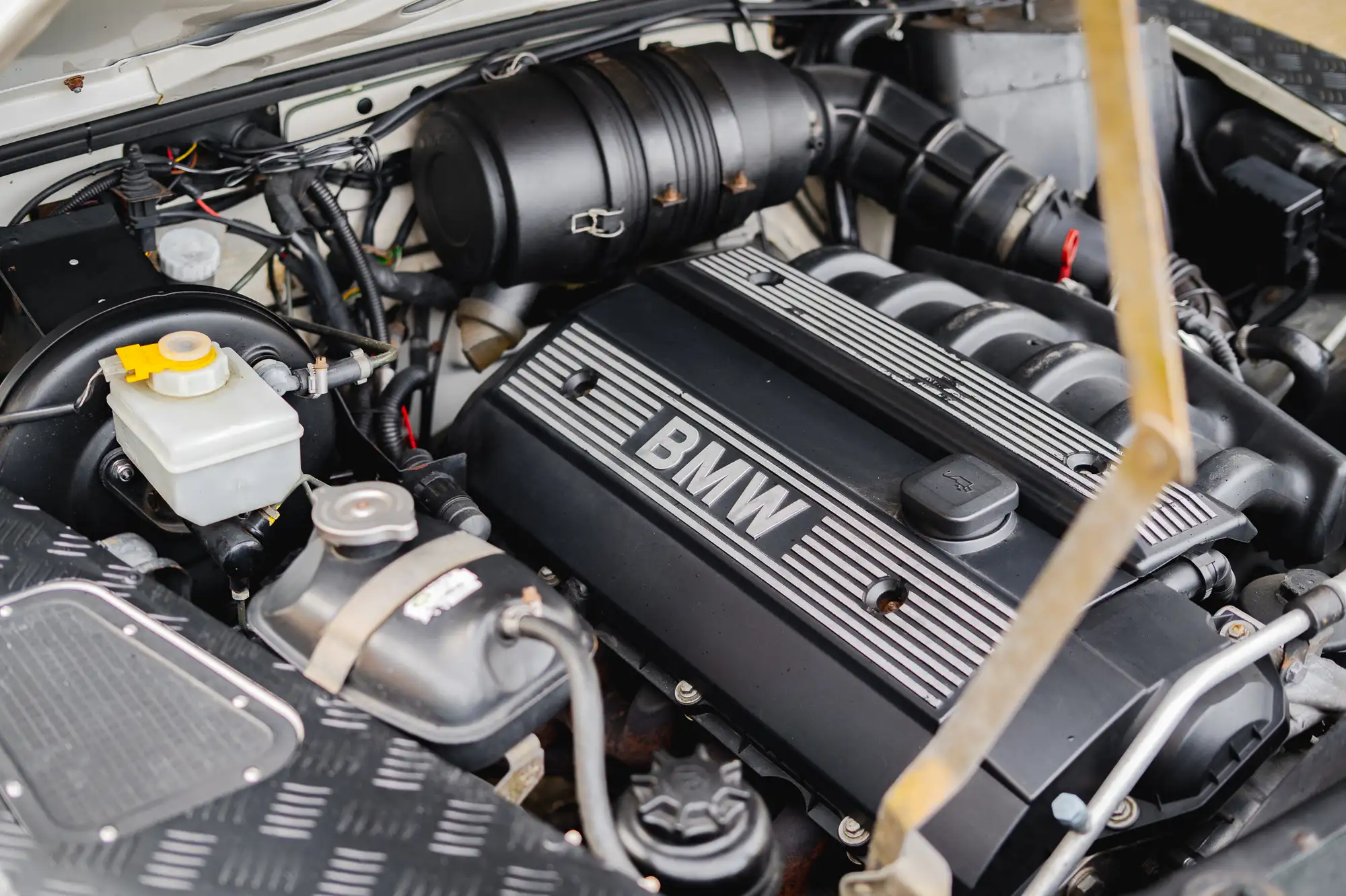 1999 Land Rover Defender 90 M52 2.8i Station Wagon †-Sold