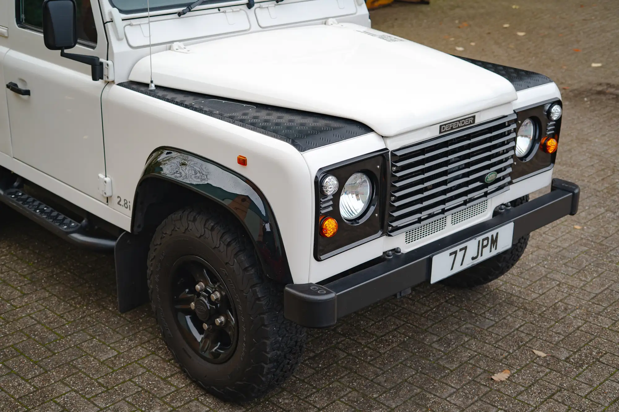 1999 Land Rover Defender 90 M52 2.8i Station Wagon †-Sold