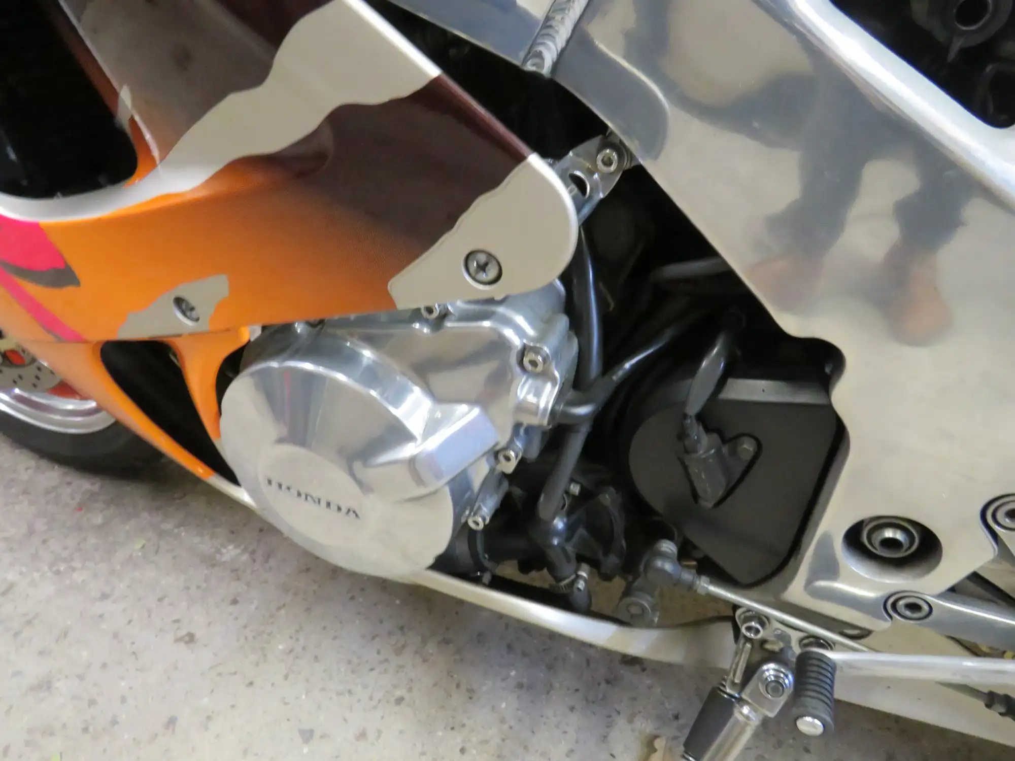 1995 Honda CBR900RR-T SC28 FireBlade 893cc -For Sale