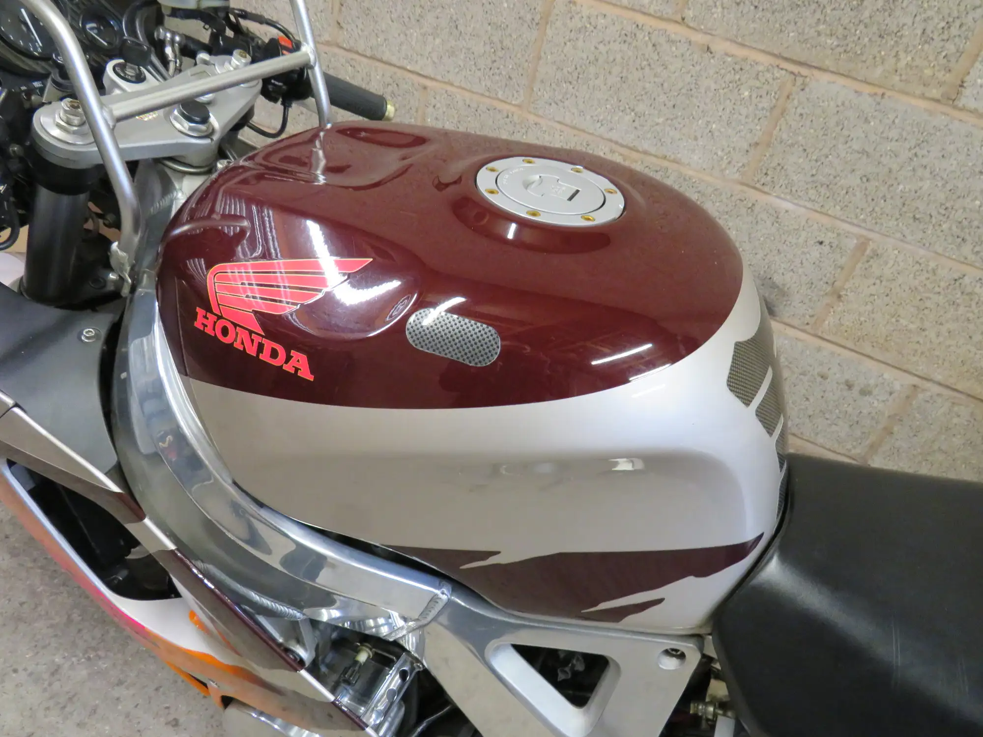 1995 Honda CBR900RR-T SC28 FireBlade 893cc -For Sale