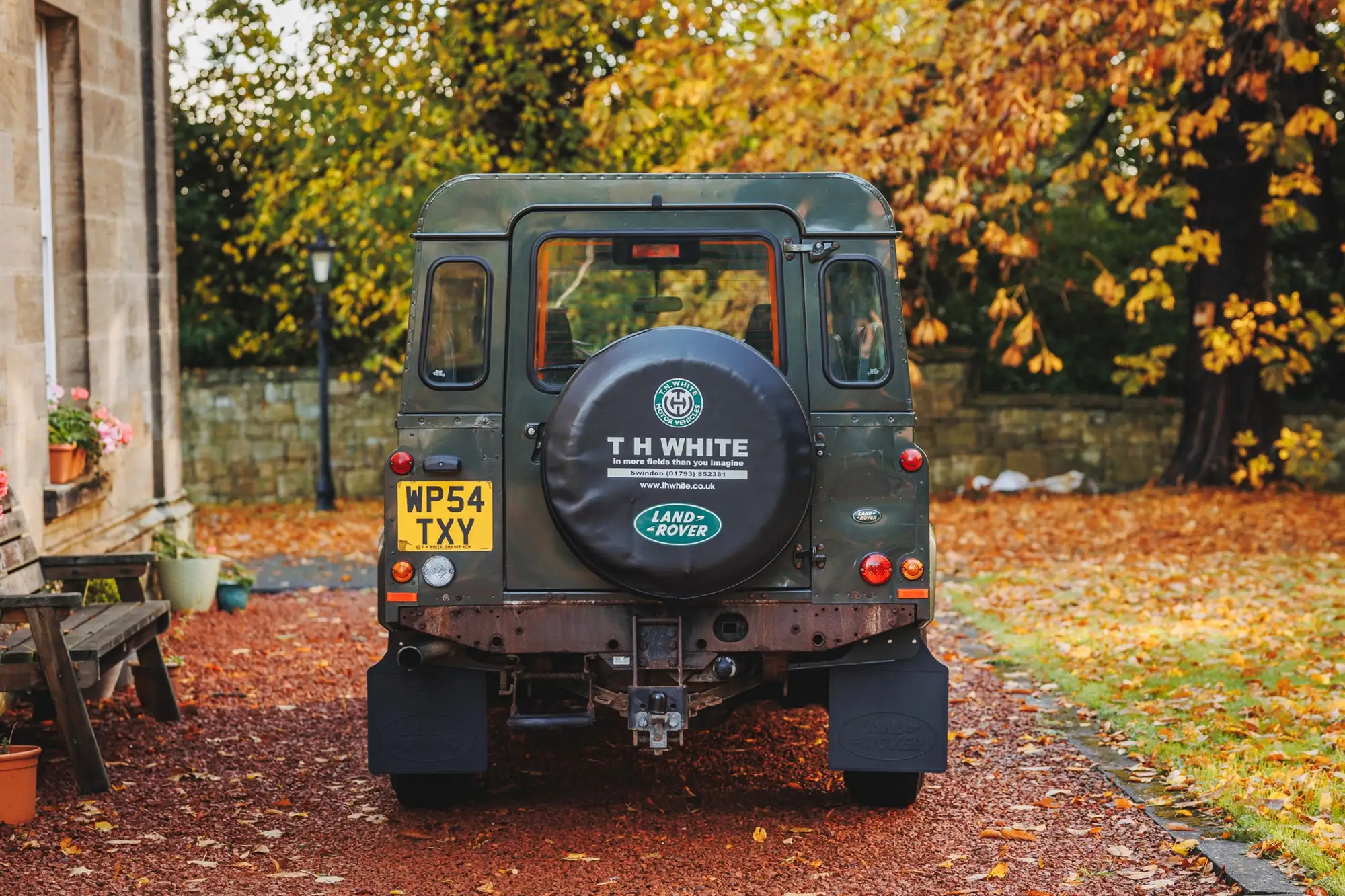 Land Rover Defender 110 XS Station Wagon Td5-Sold