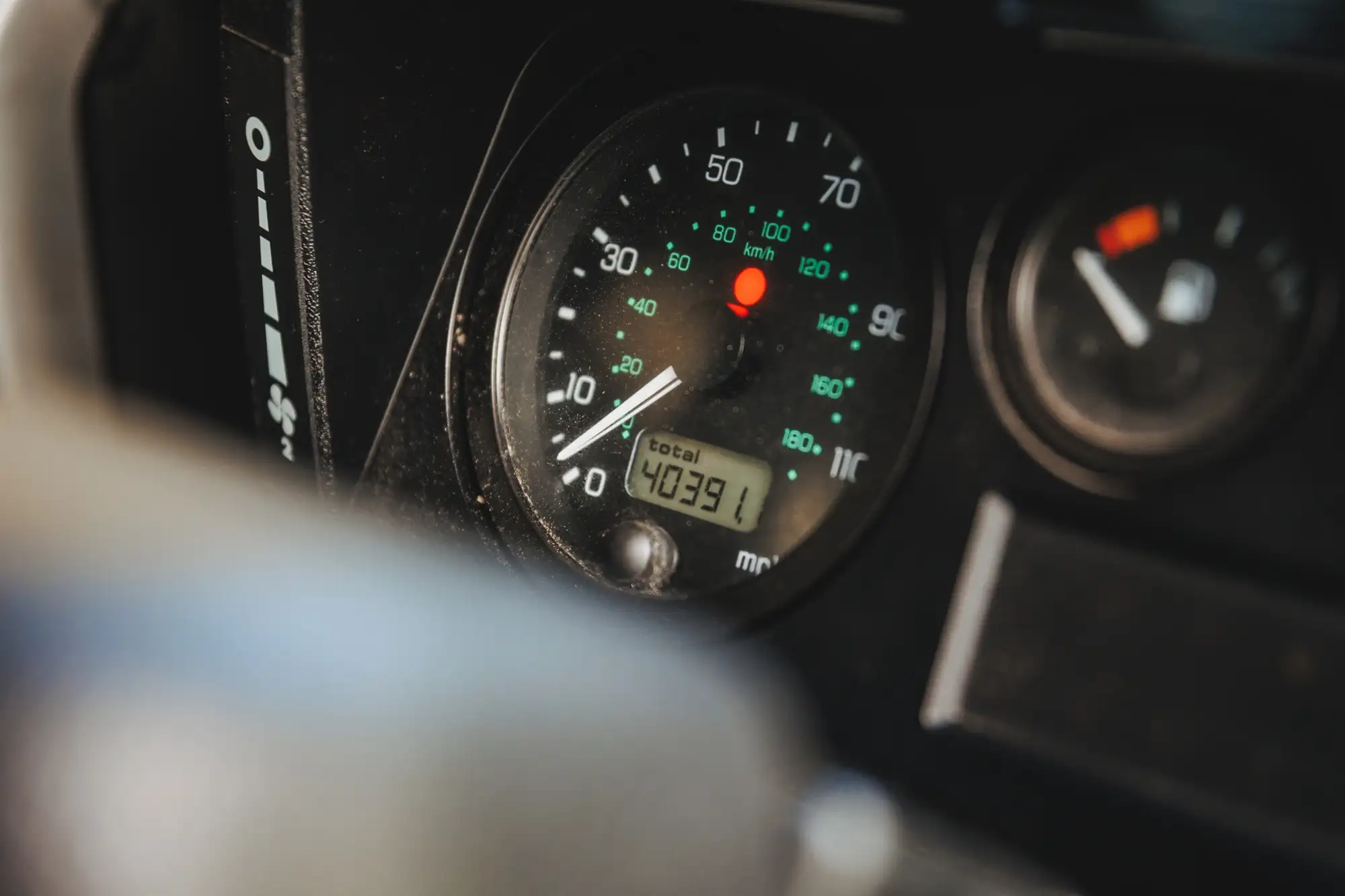 Land Rover Defender 110 XS Station Wagon Td5-Sold