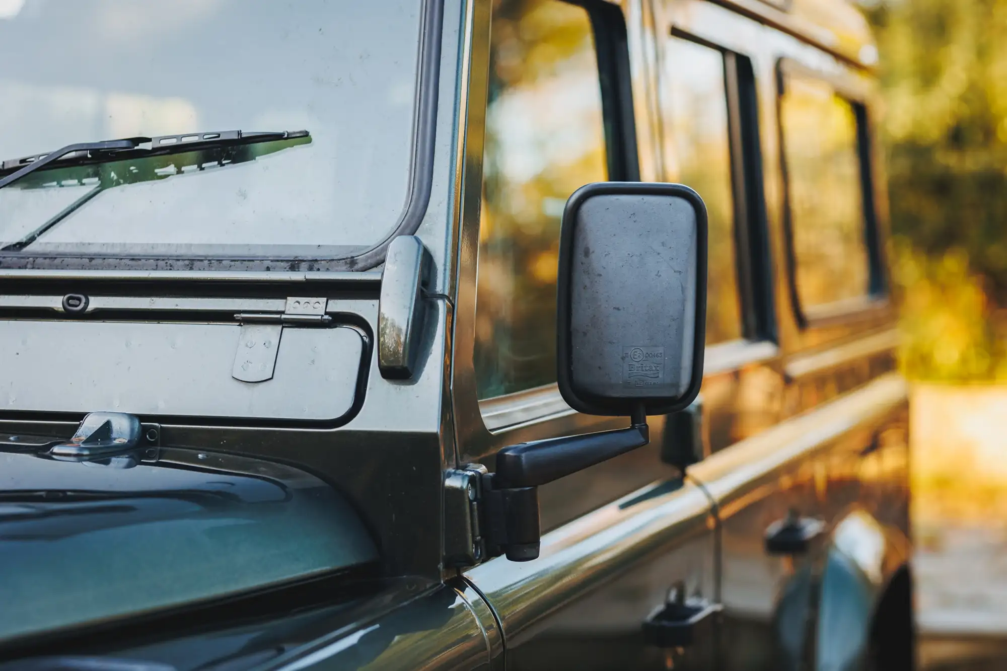 Land Rover Defender 110 XS Station Wagon Td5-Sold