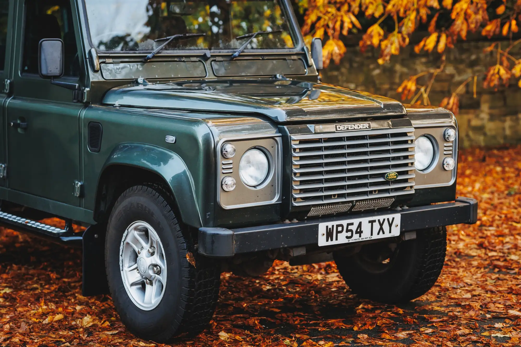 Land Rover Defender 110 XS Station Wagon Td5-Sold