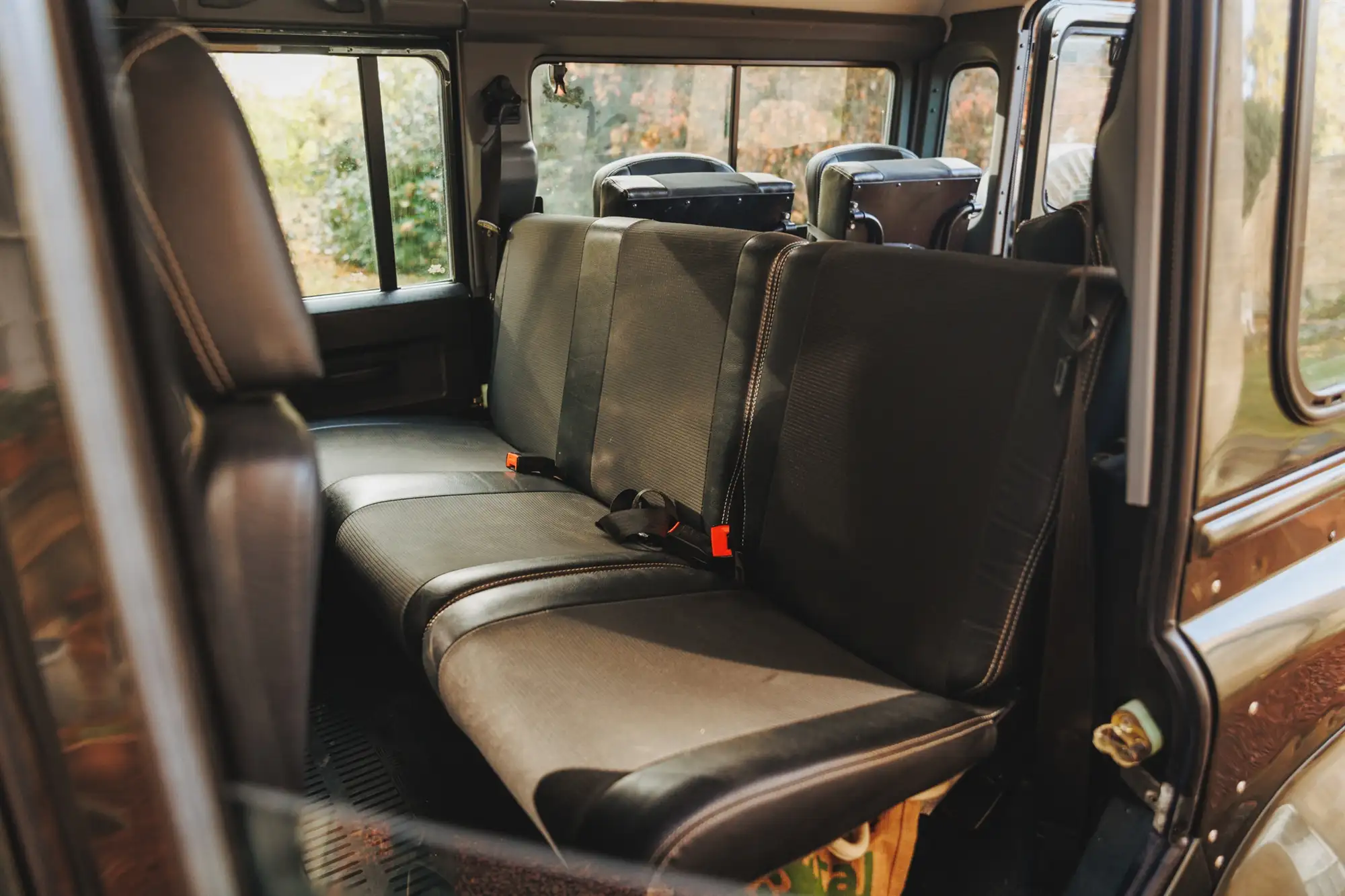 Land Rover Defender 110 XS Station Wagon Td5-Sold