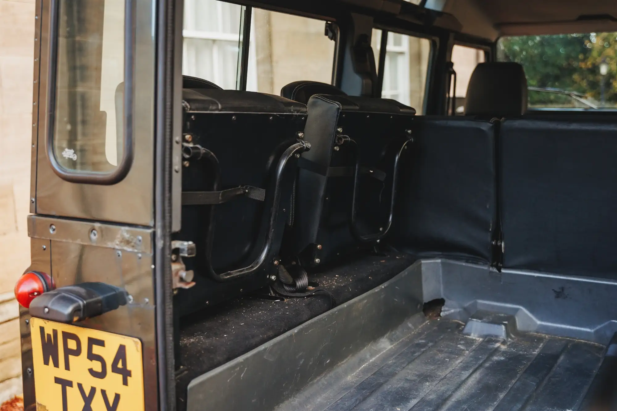 Land Rover Defender 110 XS Station Wagon Td5-Sold