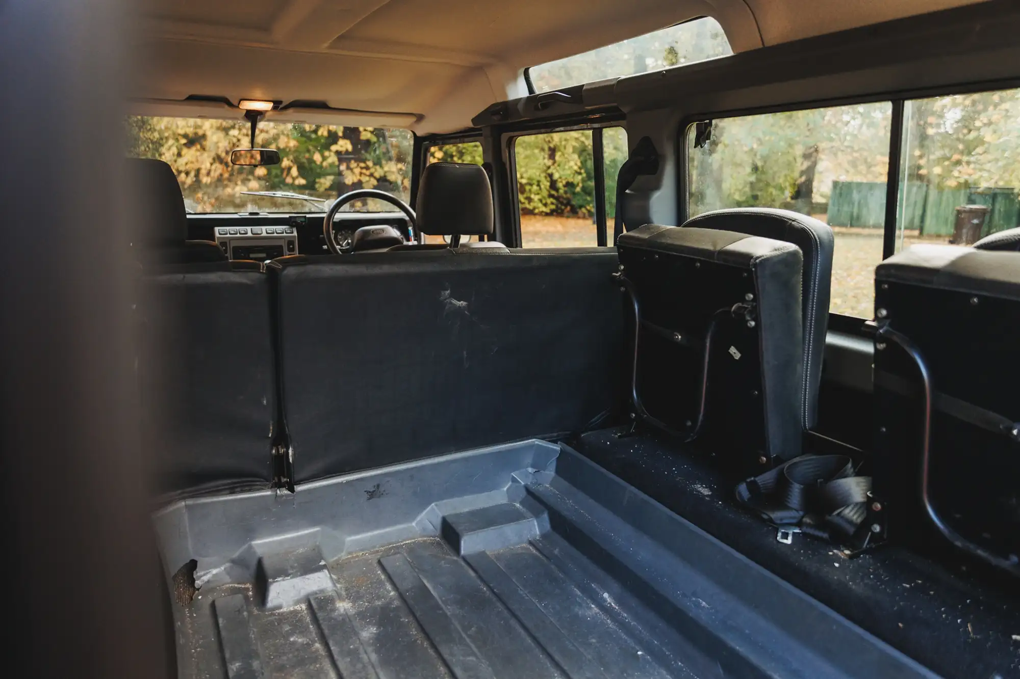 Land Rover Defender 110 XS Station Wagon Td5-Sold