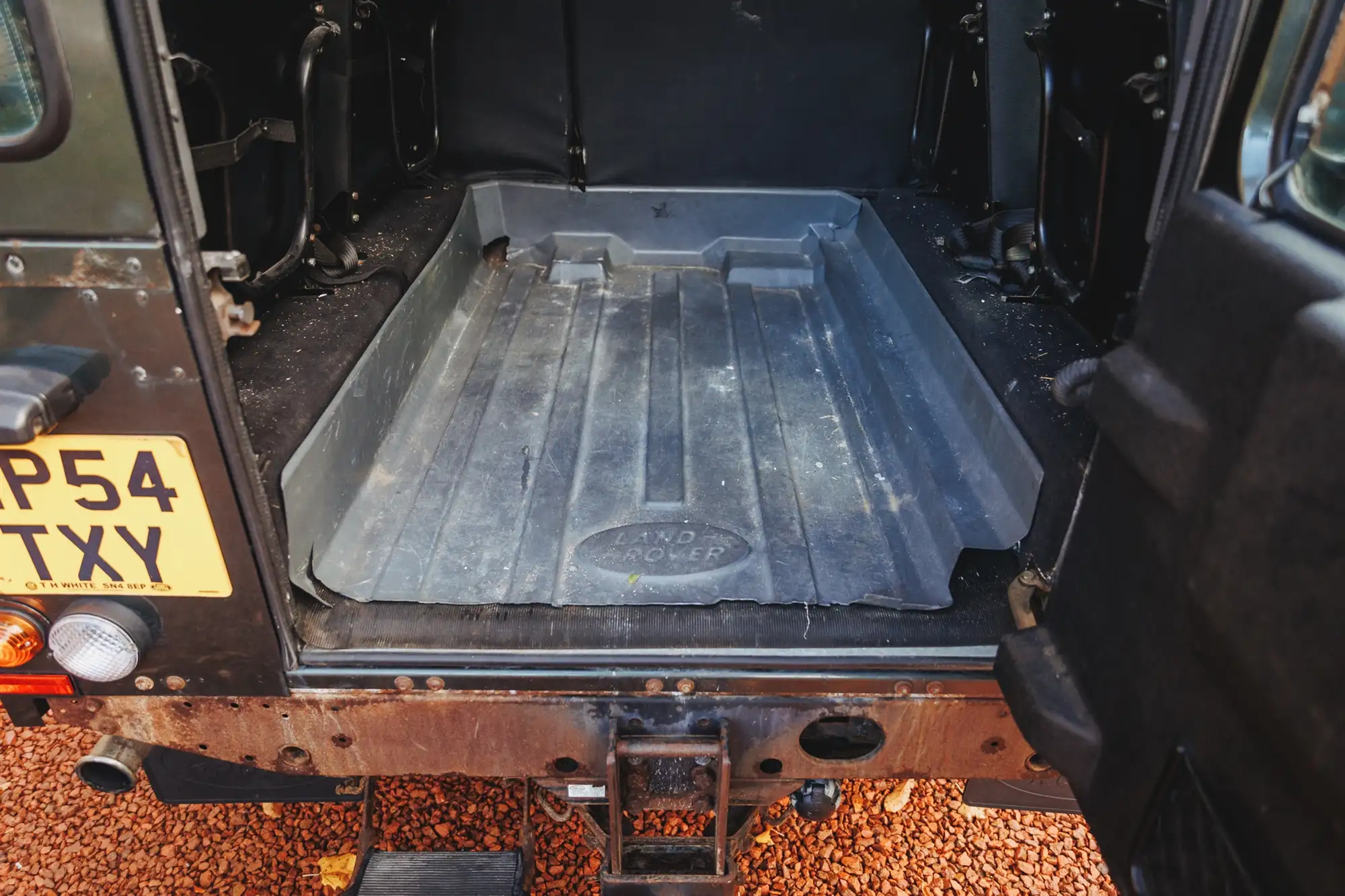 Land Rover Defender 110 XS Station Wagon Td5-Sold