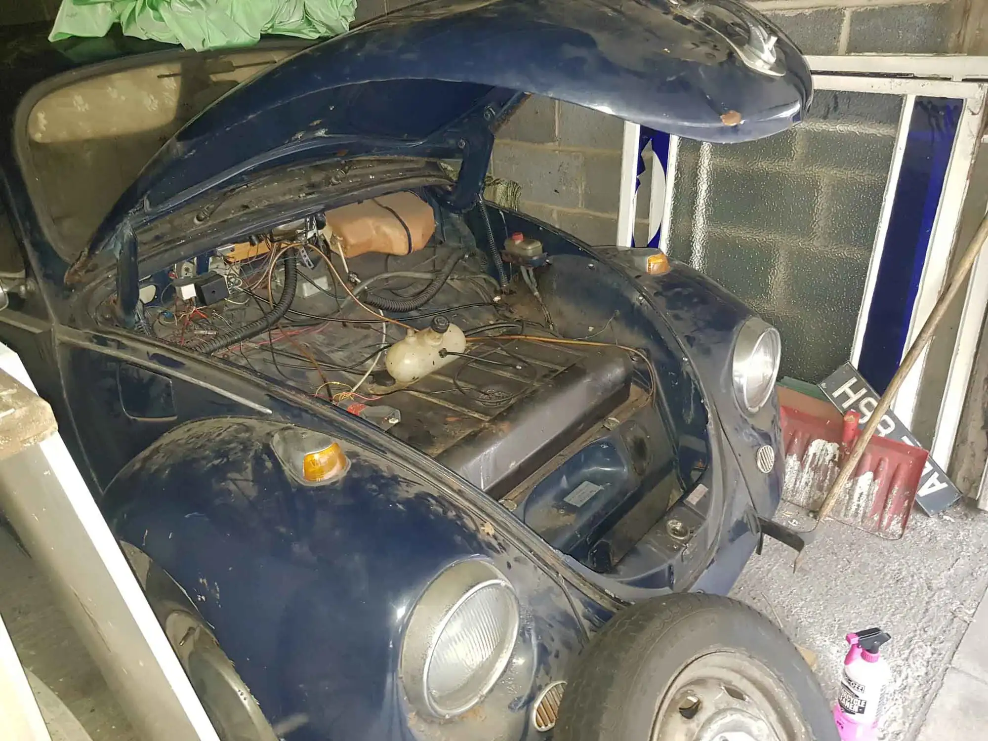 1970 Volkswagen Beetle Barn Find-Sold