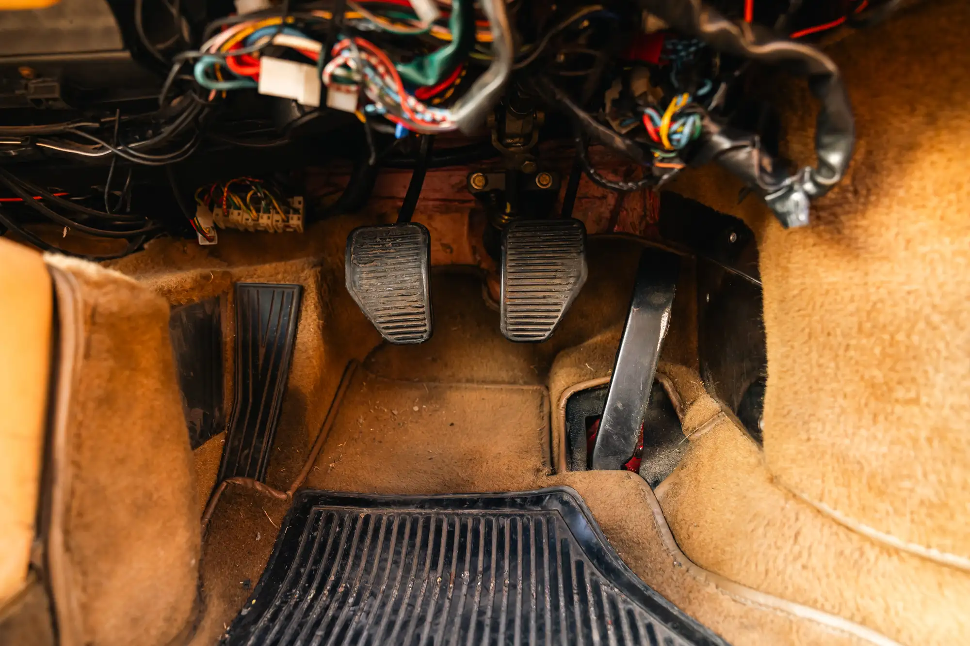 1982 Ferrari Mondial QV-Sold