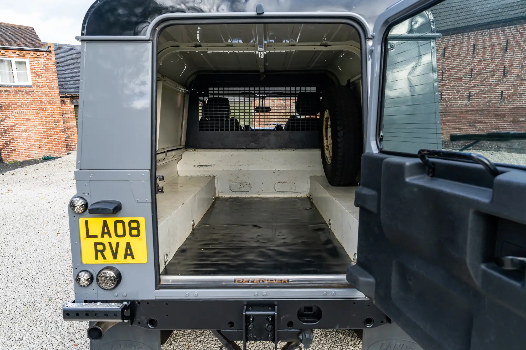 2008 Land Rover 110 Defender 2.4Tdci Hardtop-For Sale