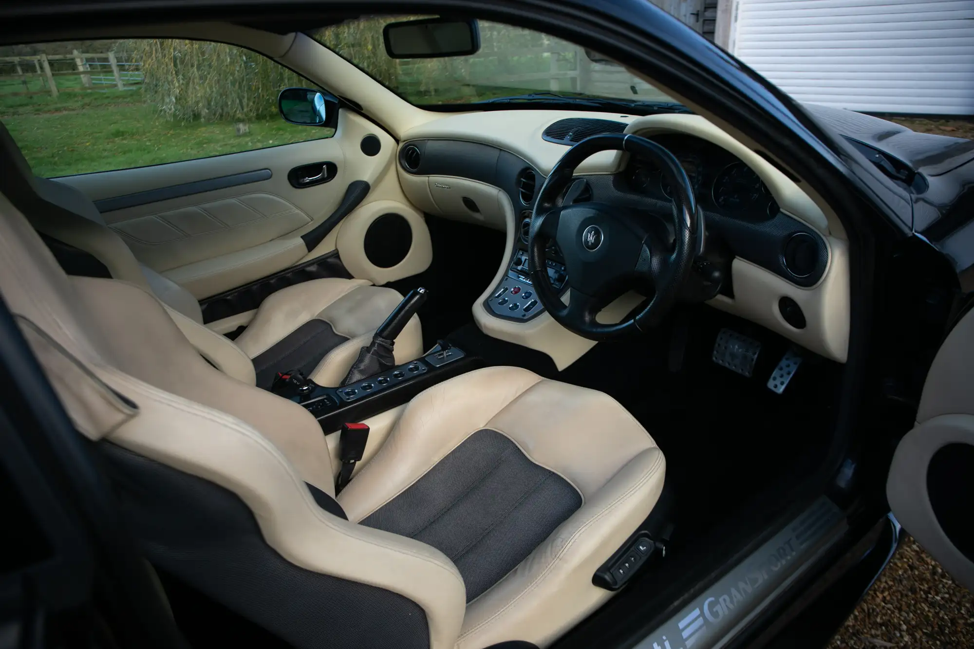 2004 MASERATI 4200 GRANSPORT S-A -Sold