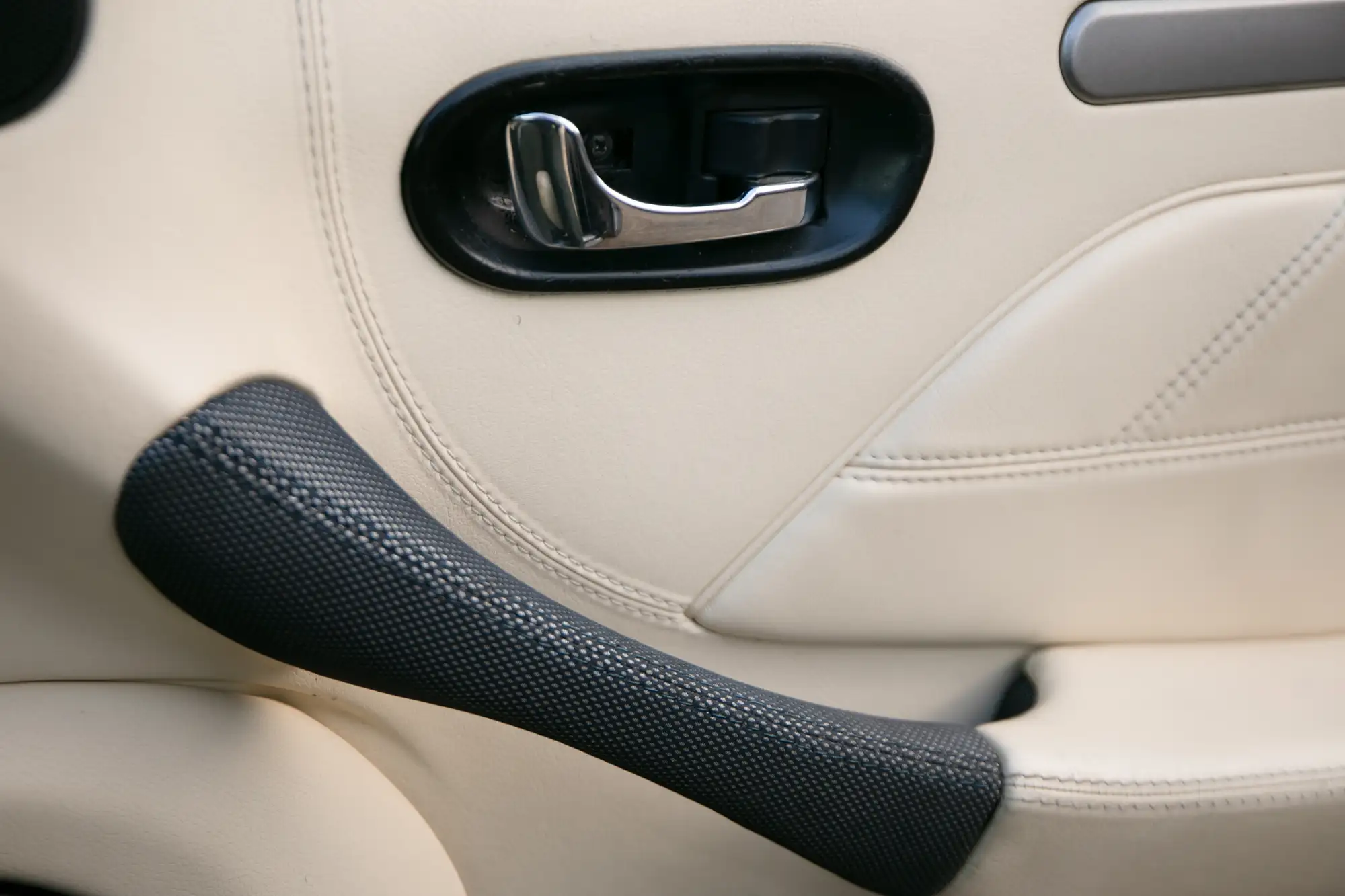 2004 MASERATI 4200 GRANSPORT S-A -Sold