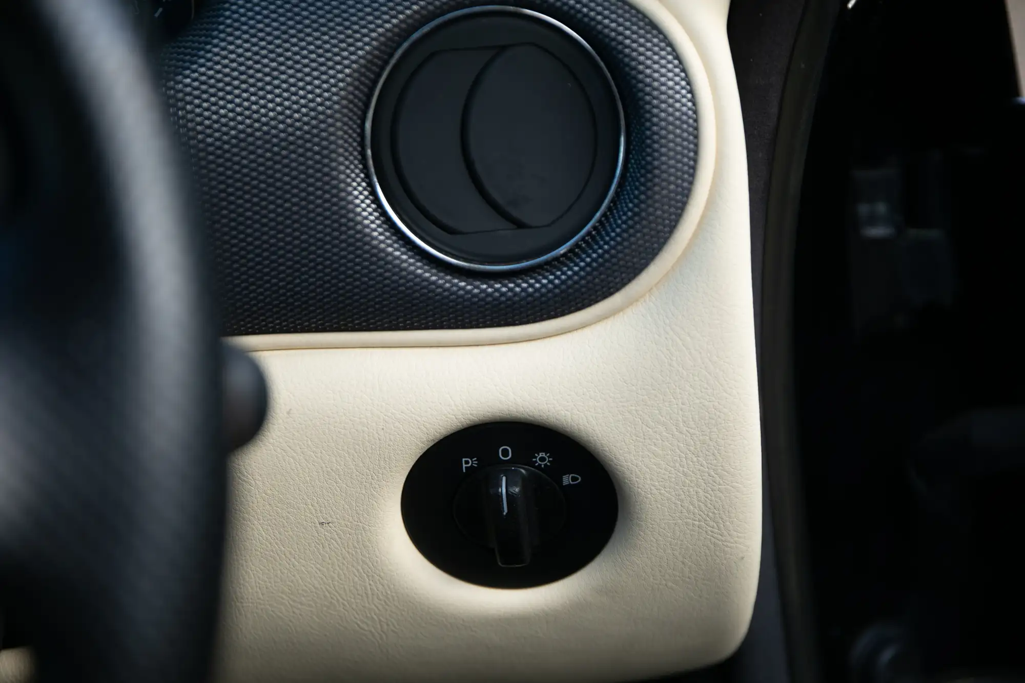 2004 MASERATI 4200 GRANSPORT S-A -Sold