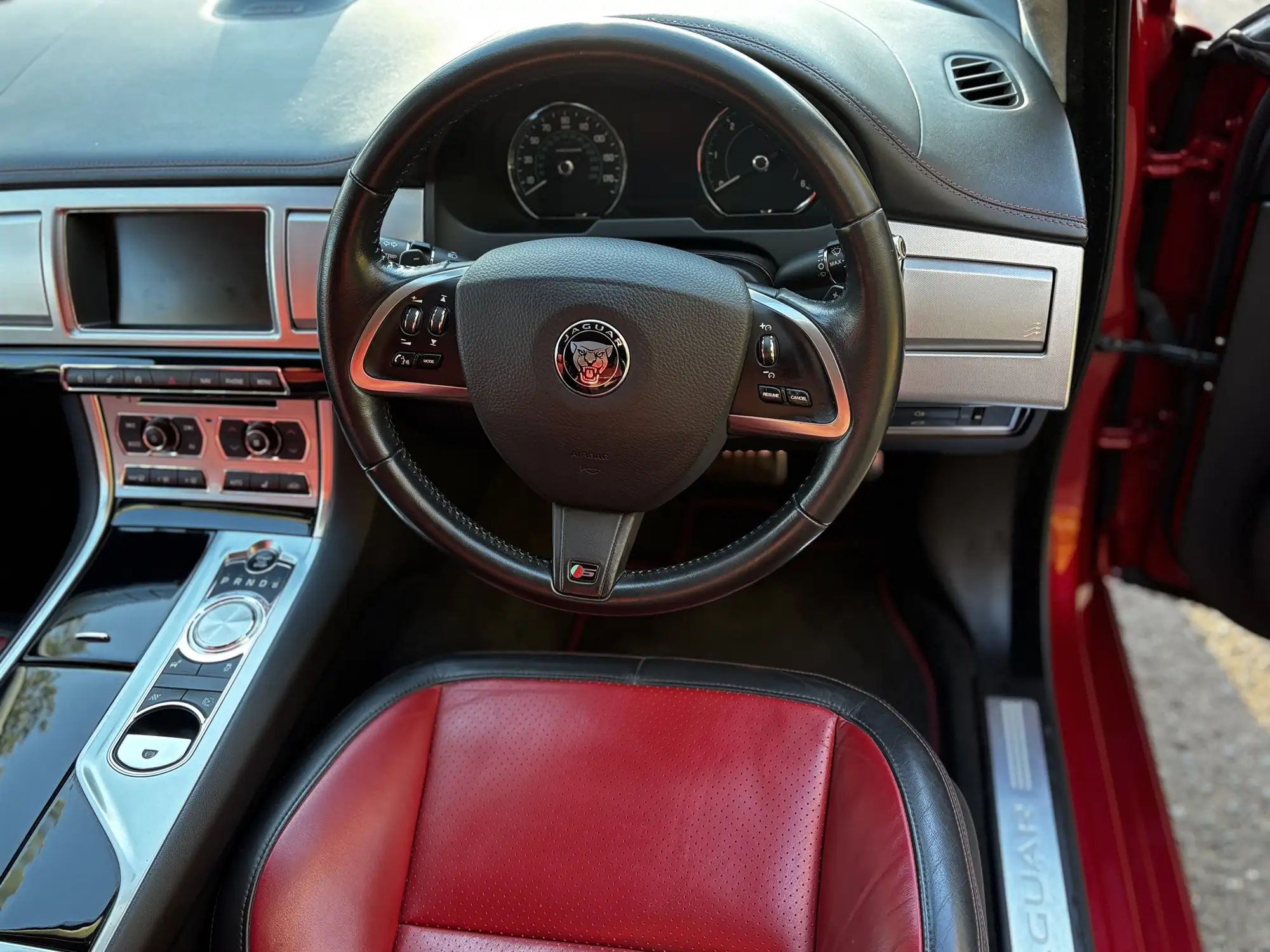 2014 Jaguar XF 3.0D V6 S Portfolio Sportbrake Auto-For Sale