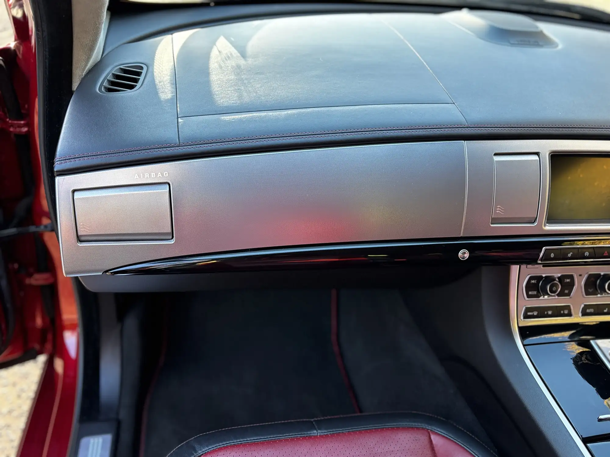 2014 Jaguar XF 3.0D V6 S Portfolio Sportbrake Auto-For Sale