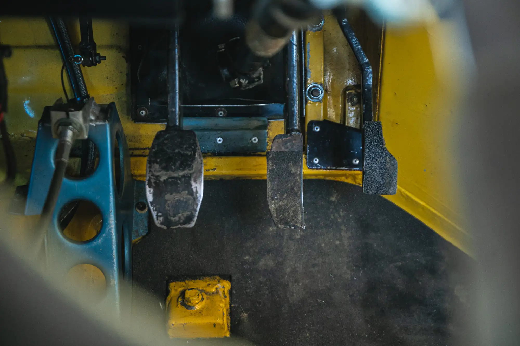 1987 DAM4100 Metro 6R4-Sold