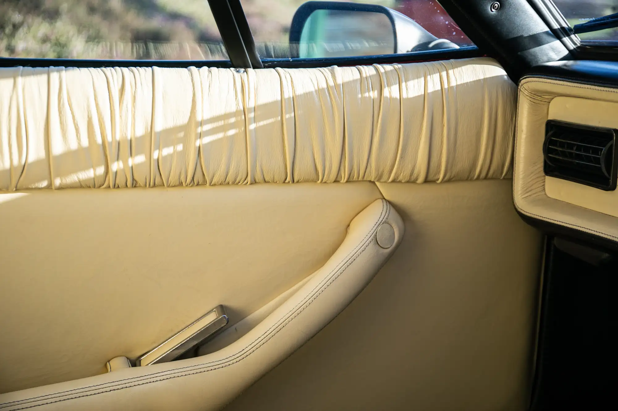 1984 De Tomaso Pantera GT5-For Sale