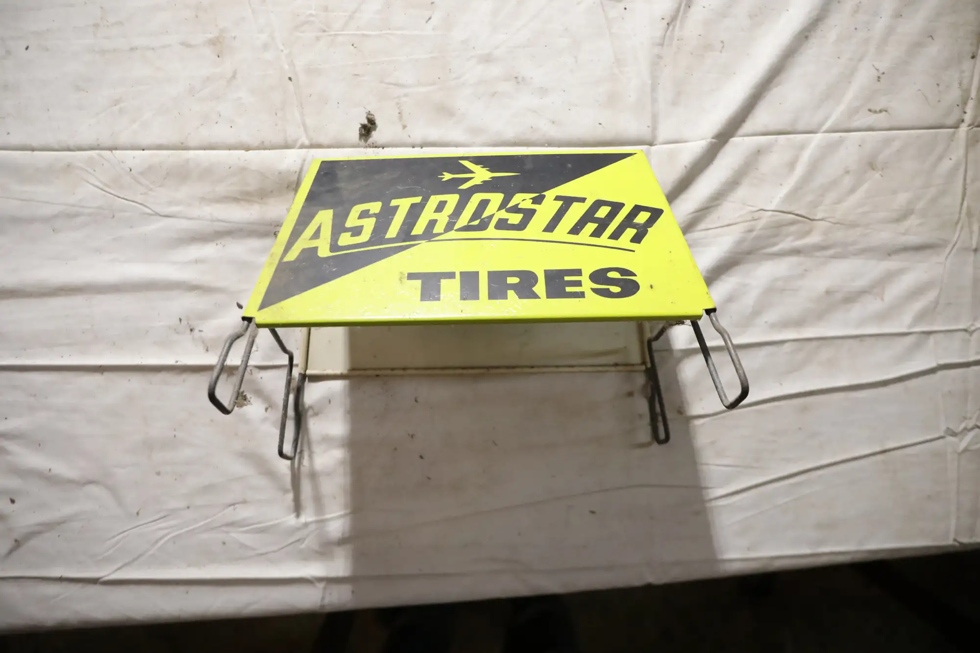 Regul Tires Metal Stand-For Sale