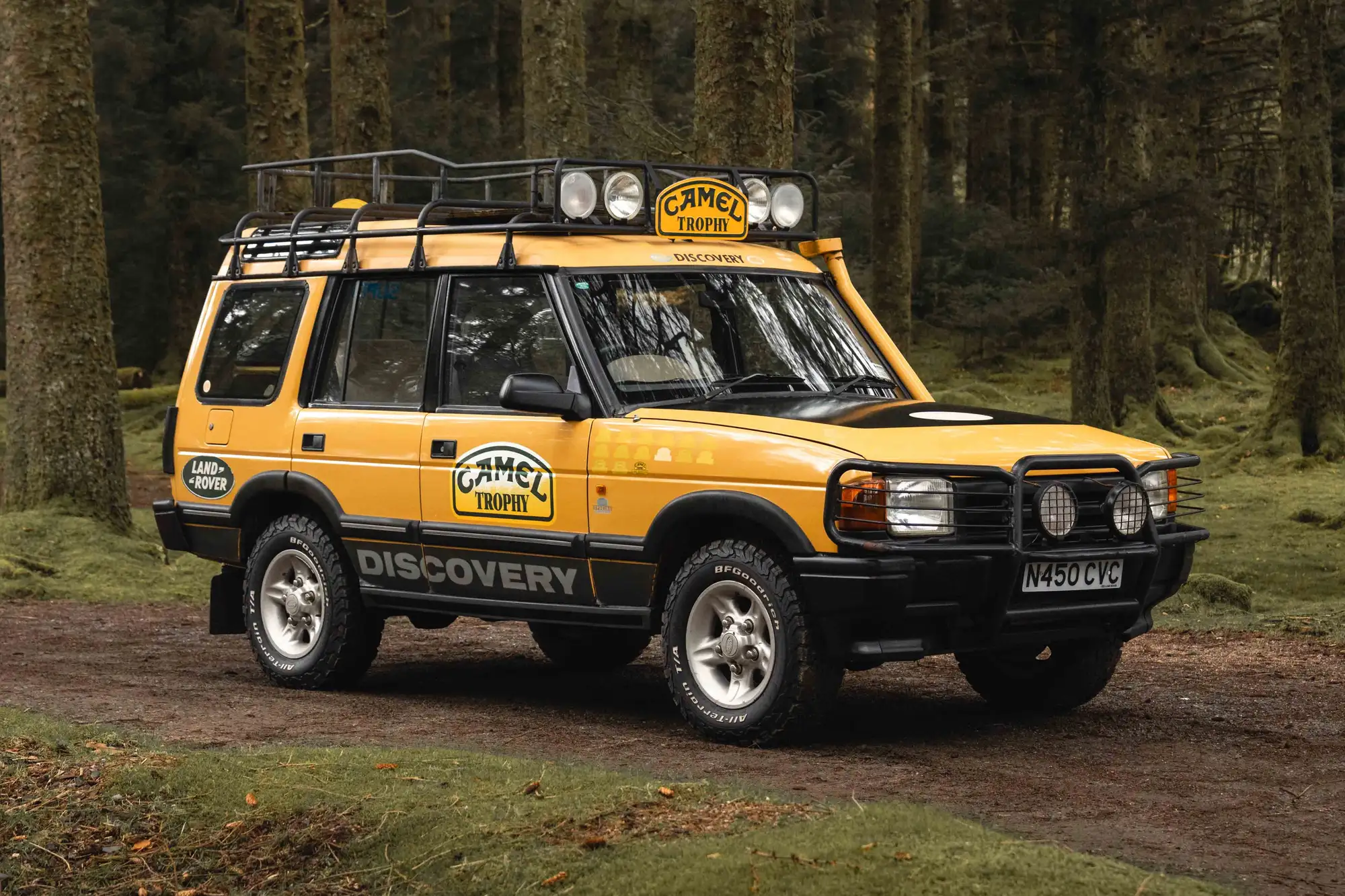 Land Rover Discovery, Camel Trophy 1992 - BUSCH 51938 - 1/87