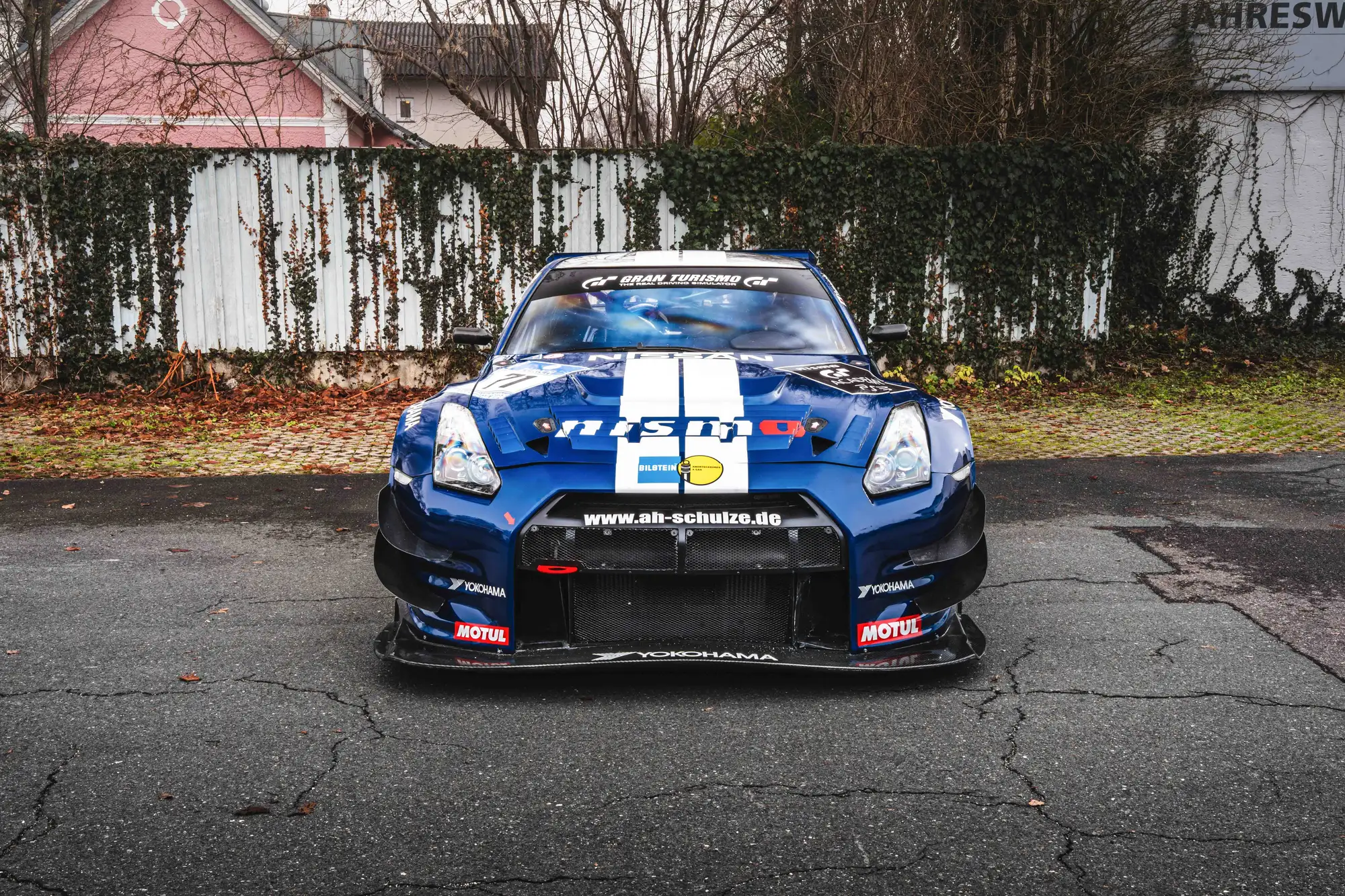 2009 Nissan R35 GTR Race Car - Schulze Motorsport - Kazunori-Sold