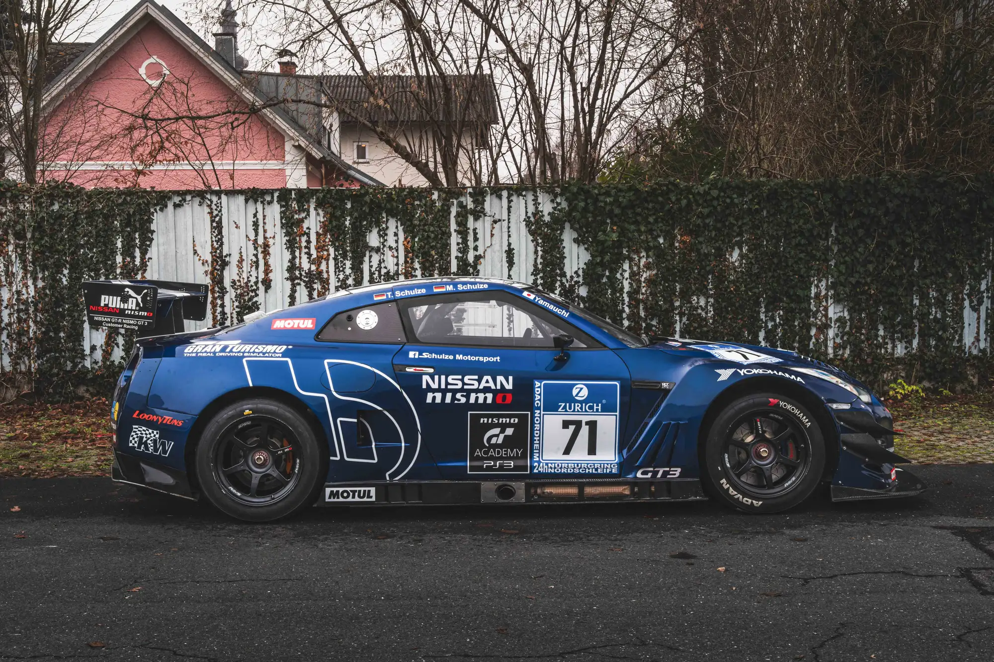 2009 Nissan R35 GTR Race Car - Schulze Motorsport - Kazunori-Sold