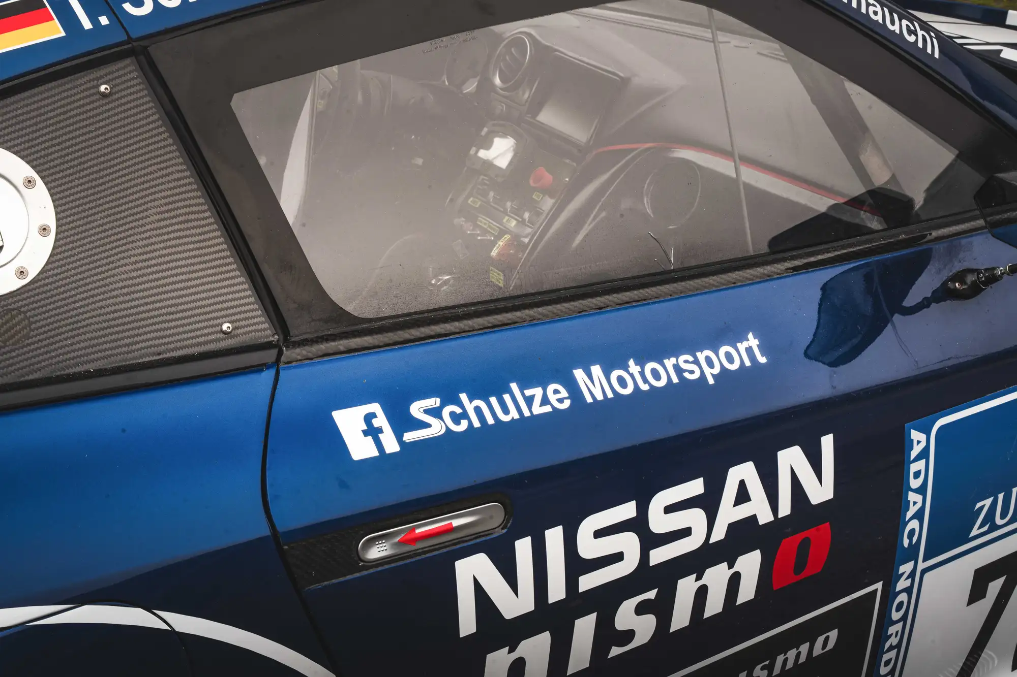 2009 Nissan R35 GTR Race Car - Schulze Motorsport - Kazunori-Sold